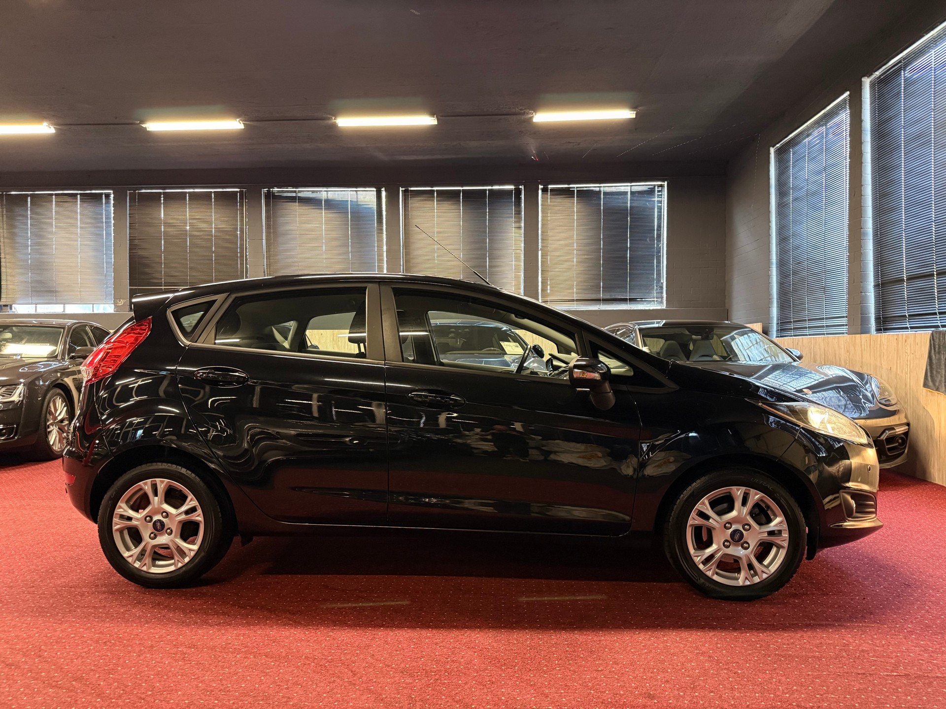 FORD Fiesta 1.0 SCTi Trend / ** Frisch ab MFK & Service, 8 Fach **-showroom-element-3