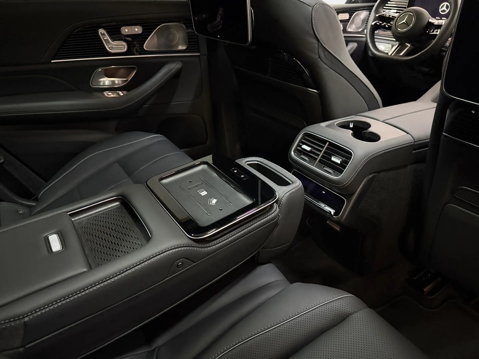MERCEDES-BENZ GLS 450 d 4Matic 9G-Tronic-image-11