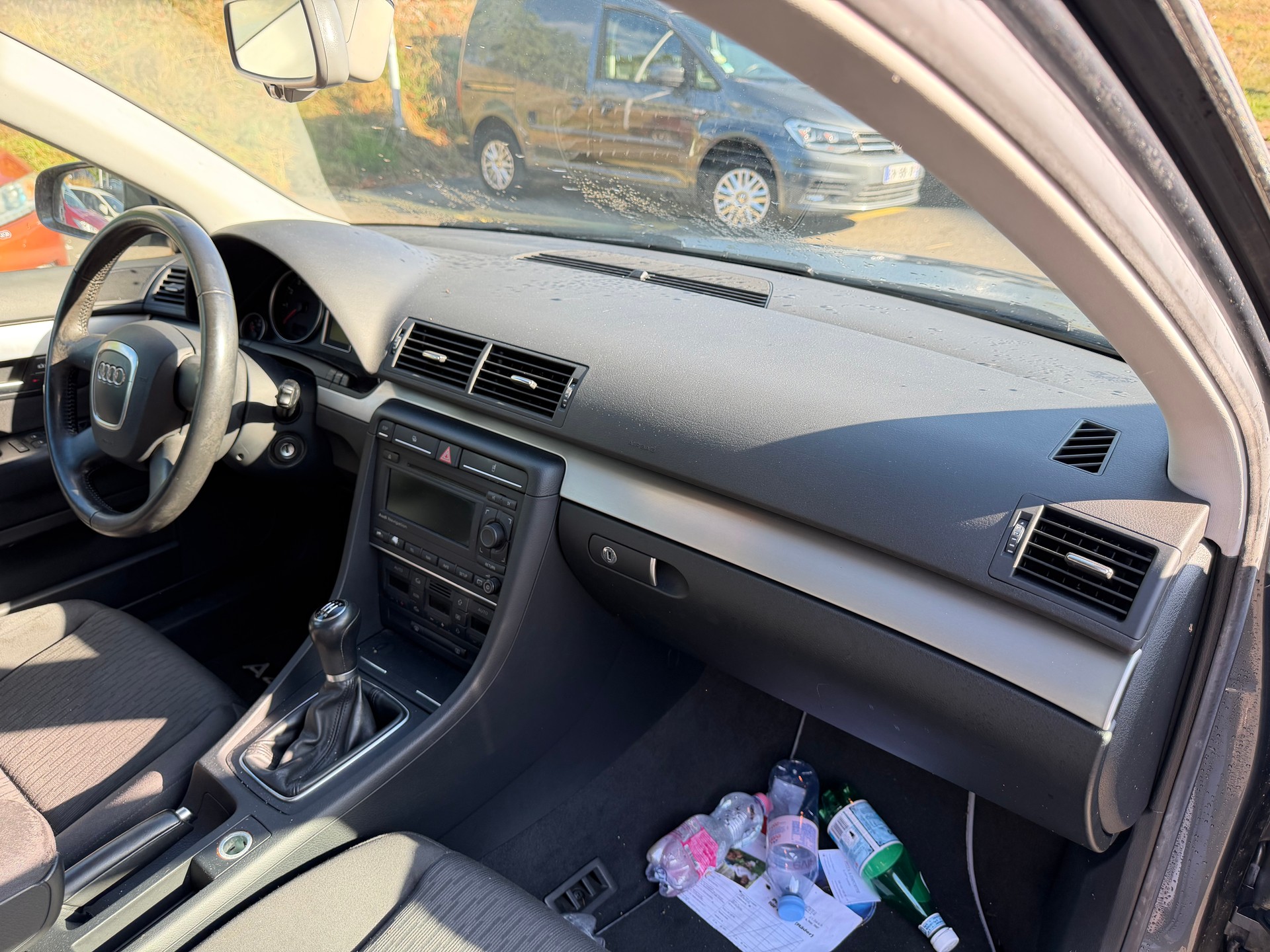 AUDI A4 Avant 1.8 Turbo-image-4