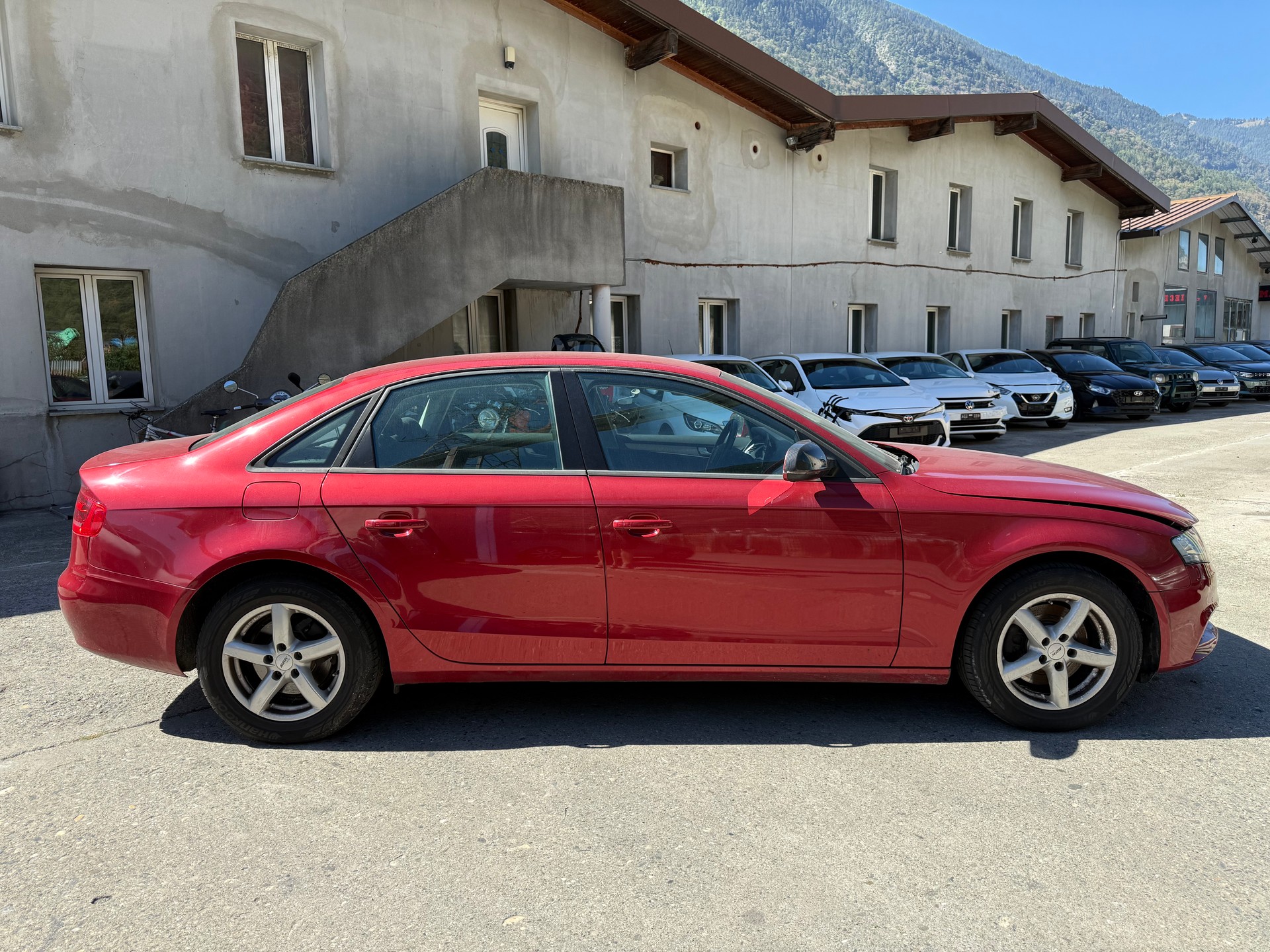 AUDI A4 Limousine 1.8 TFSI-image-5