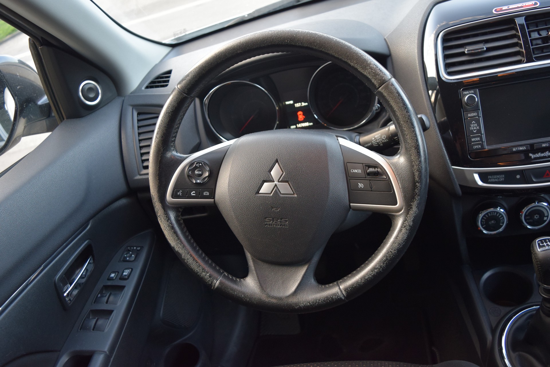 MITSUBISHI ASX 1.8 DID Celebration 300K 4WD-image-13