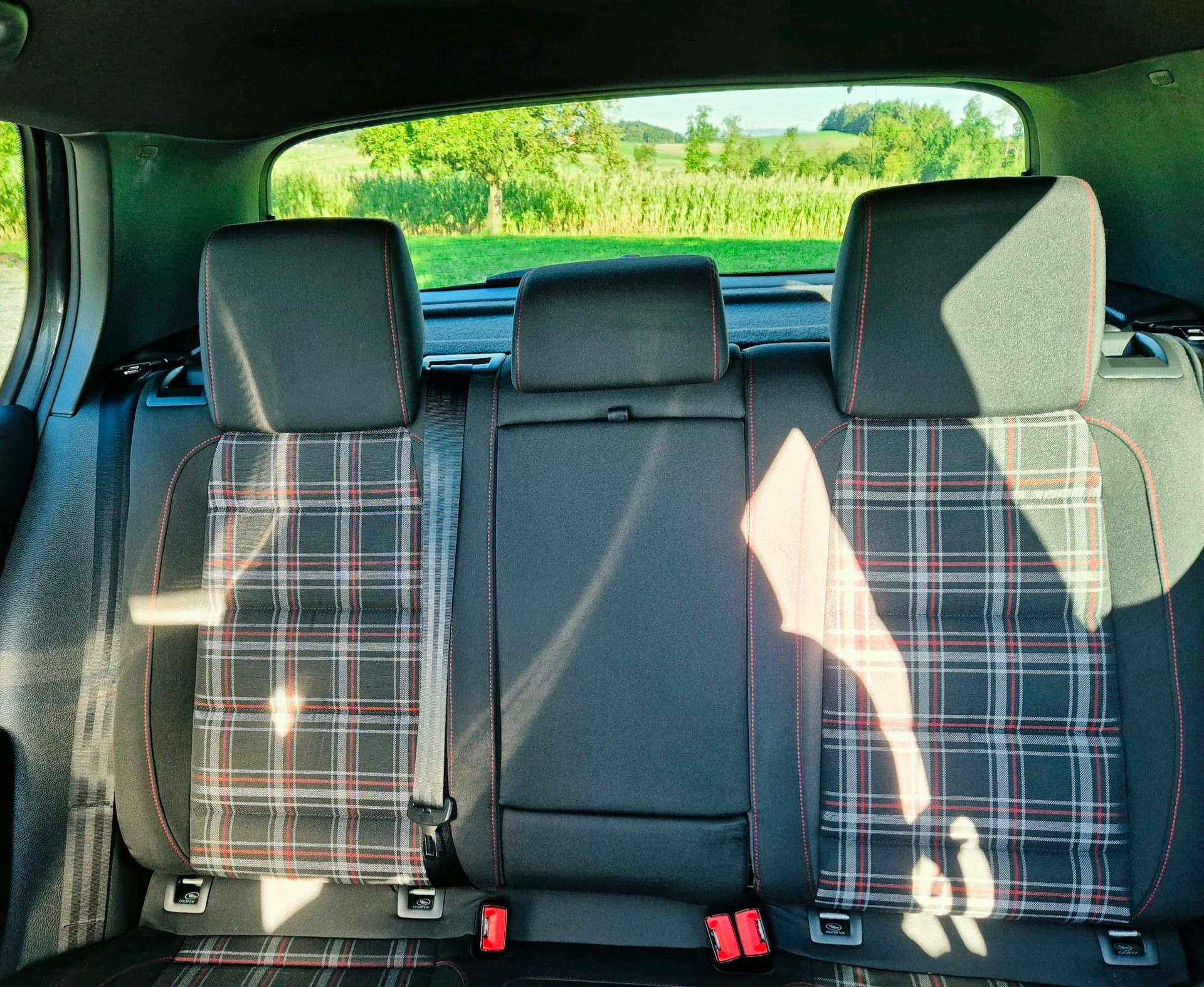 VW Golf 2.0 TSI GTI DSG-image-11
