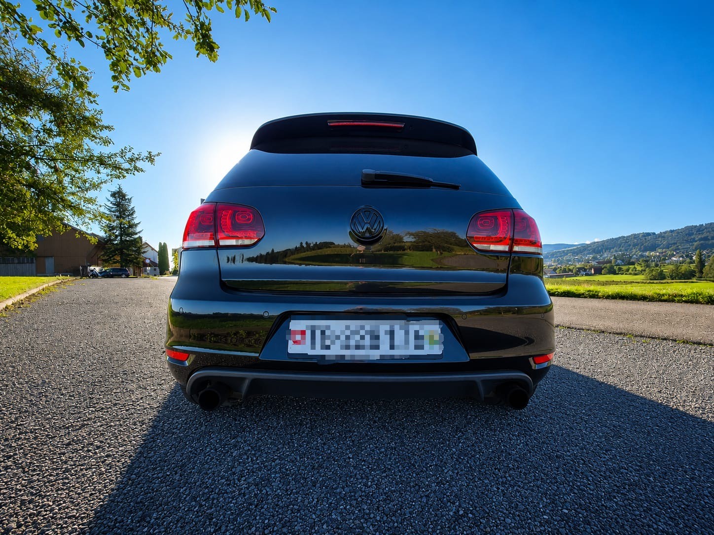 VW Golf 2.0 TSI GTI DSG-image-2