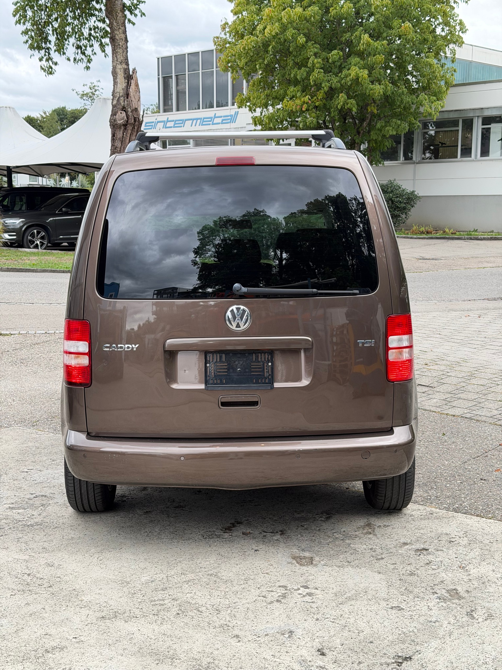 VW Caddy 1.2 TSI Family-image-3