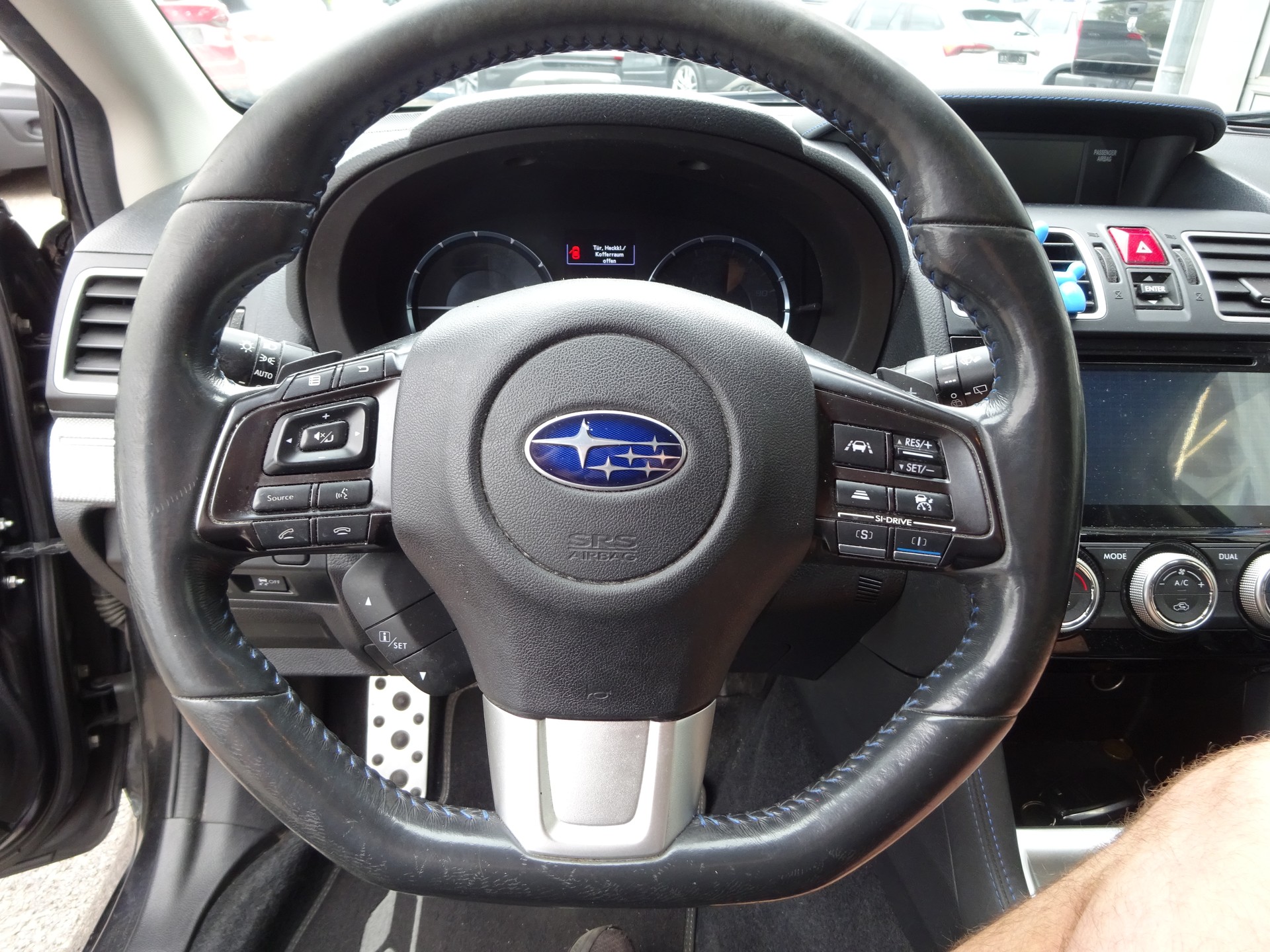 SUBARU Levorg 1.6DIT Luxury S AWD Lineartronic-image-8