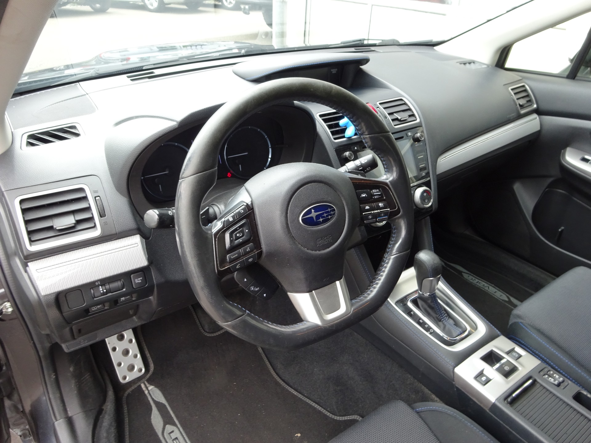 SUBARU Levorg 1.6DIT Luxury S AWD Lineartronic-image-7