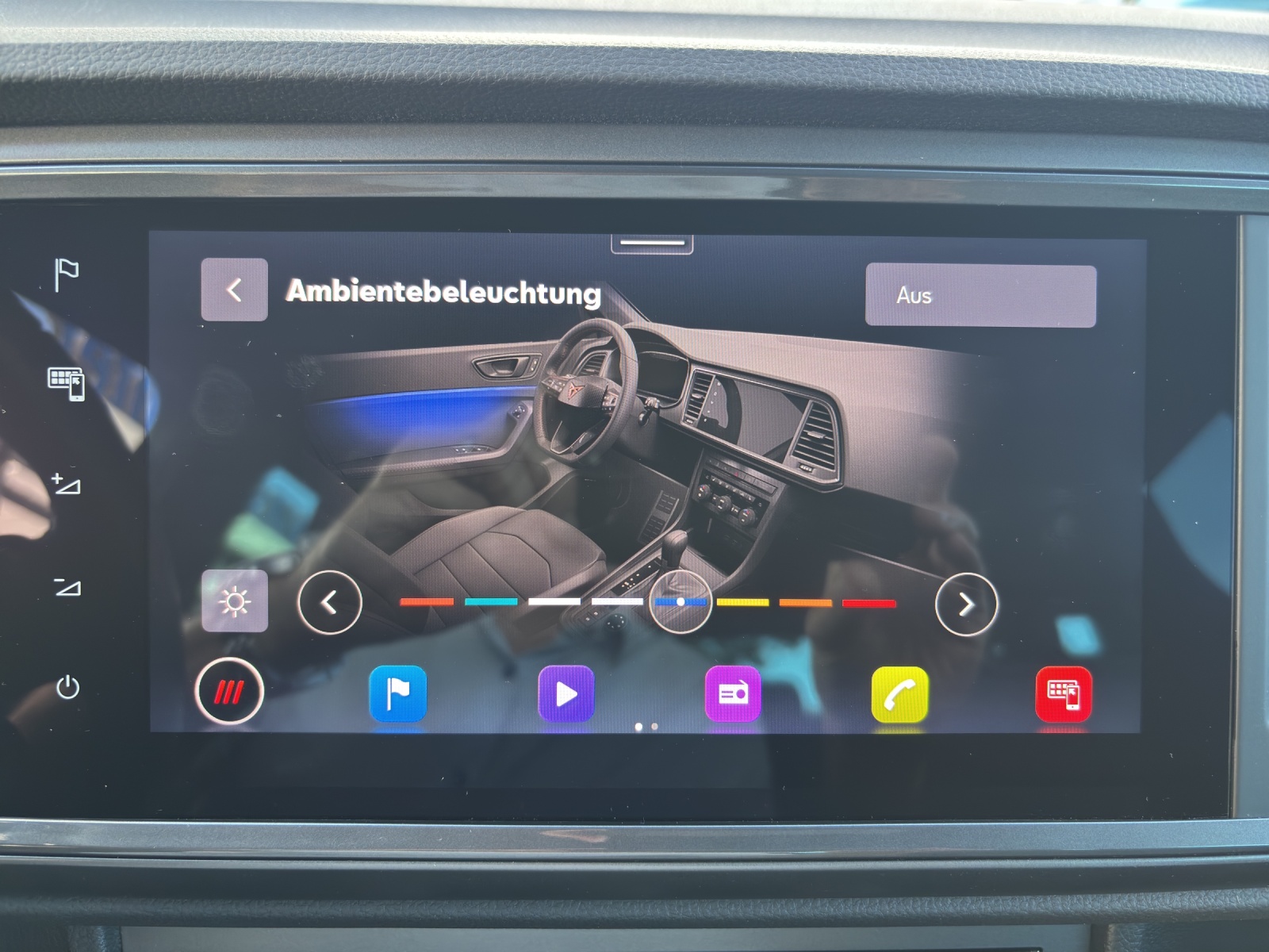CUPRA Ateca 2.0TSI VZ 4Drive DSG mit fortl. Werksgarantie 5 Jahre, Leder & Supersportlenkrad-image-25