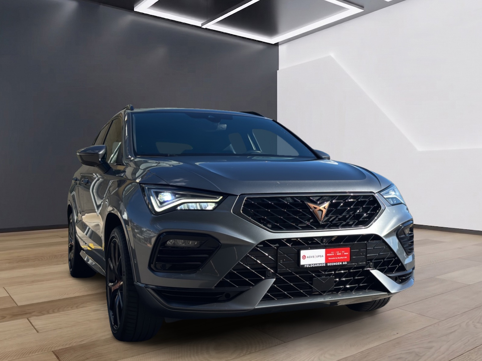 CUPRA Ateca 2.0TSI VZ 4Drive DSG mit AHK, fortl. Werksgarantie 5 Jahre, Leder & Supersportlenkrad-showroom-element-2
