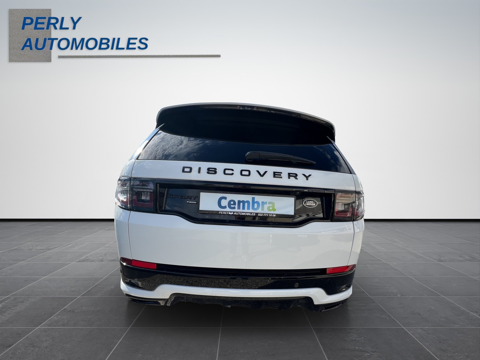 LAND ROVER Discovery Sport 1.5 T 300e R-Dynamic-image-4