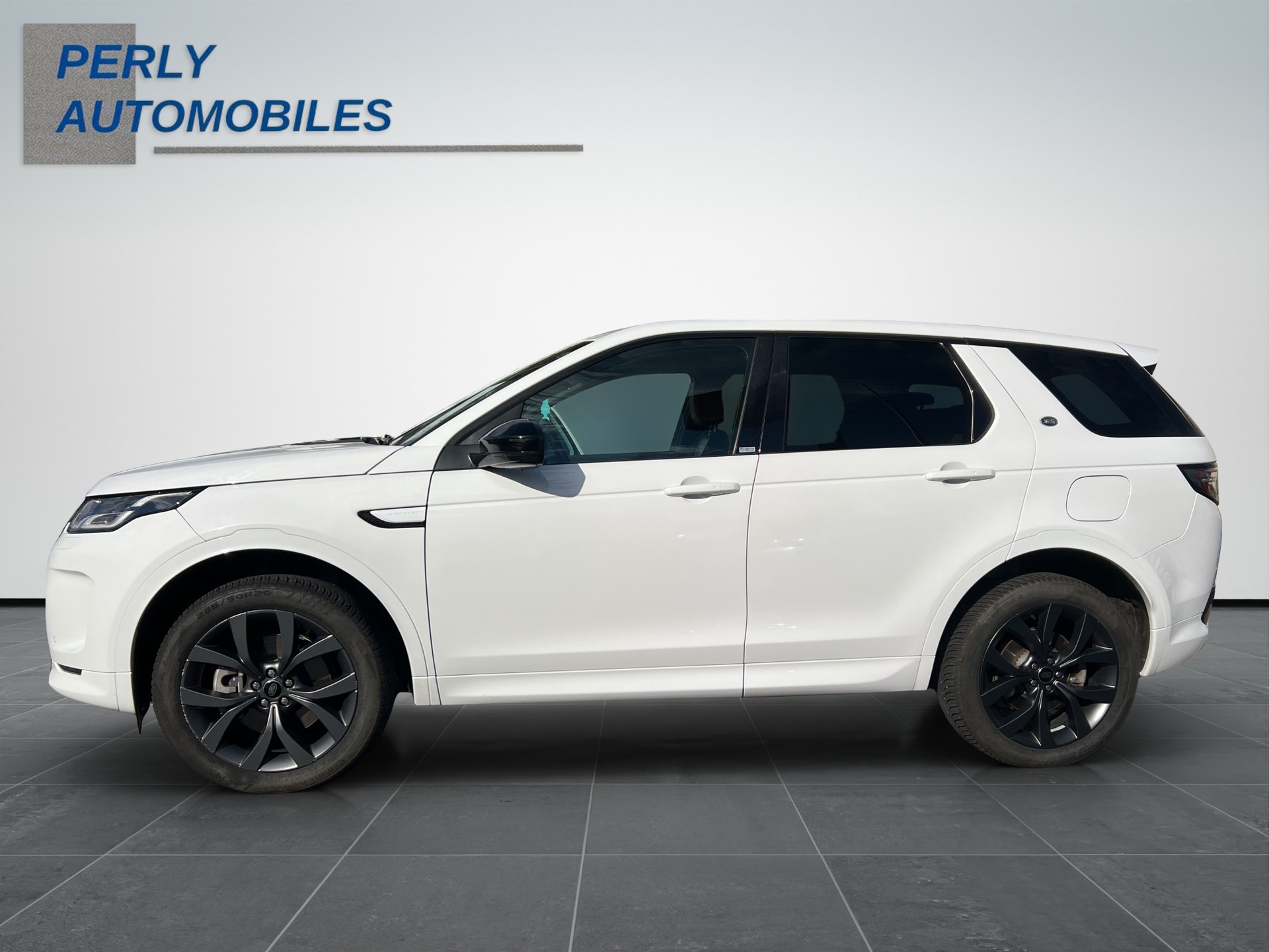 LAND ROVER Discovery Sport 1.5 T 300e R-Dynamic-image-2