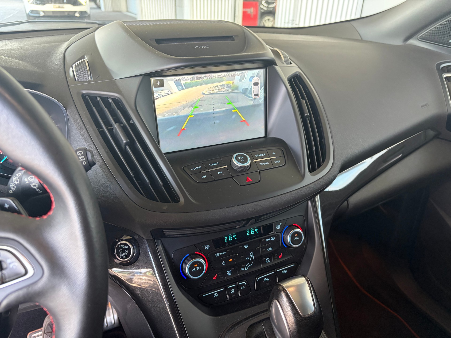 FORD Kuga 2.0 TDCi ST Line High 4WD PowerShift mit AHK-image-7