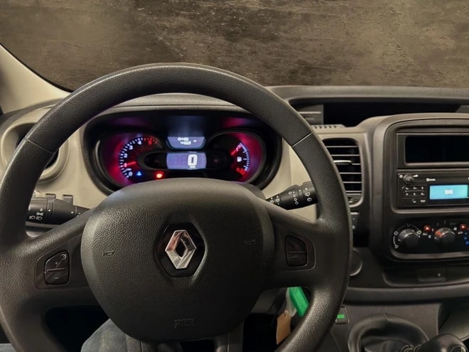 RENAULT Trafic ENERGY dCi 125-image-4