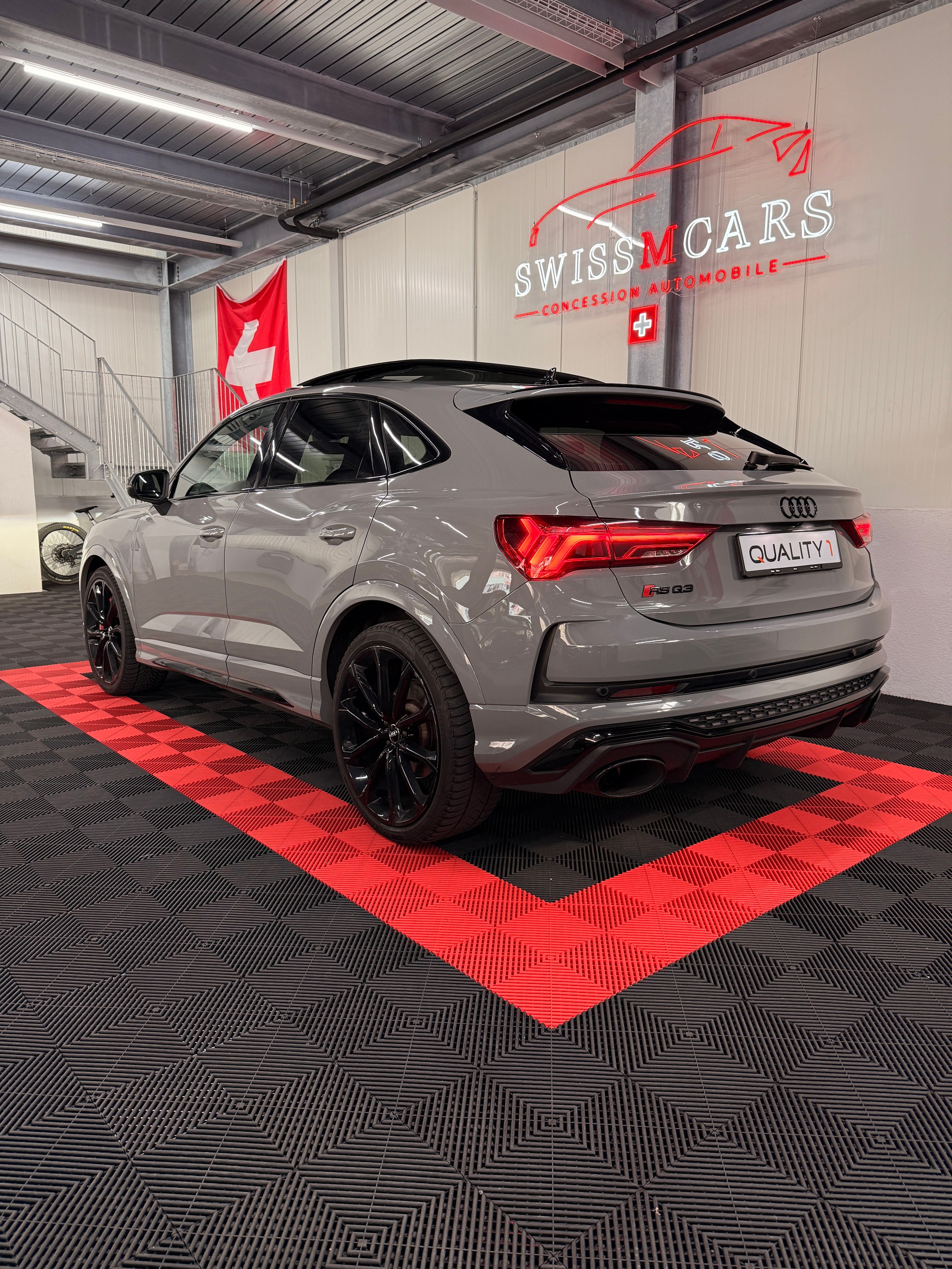 AUDI RS Q3 Sportback quattro S tronic-image-7