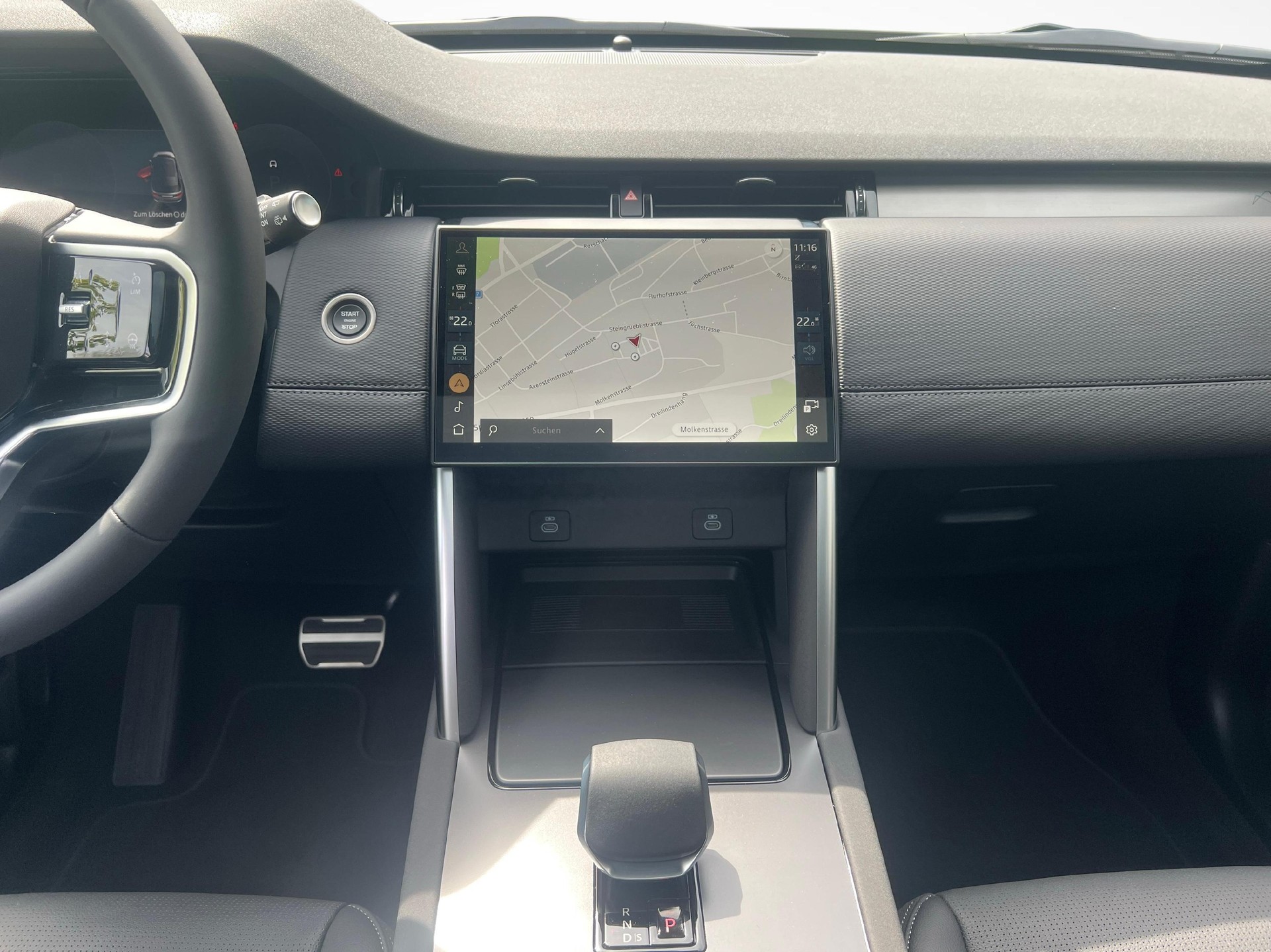 LAND ROVER Discovery Sport 1.5 T 270e Landmark-image-14