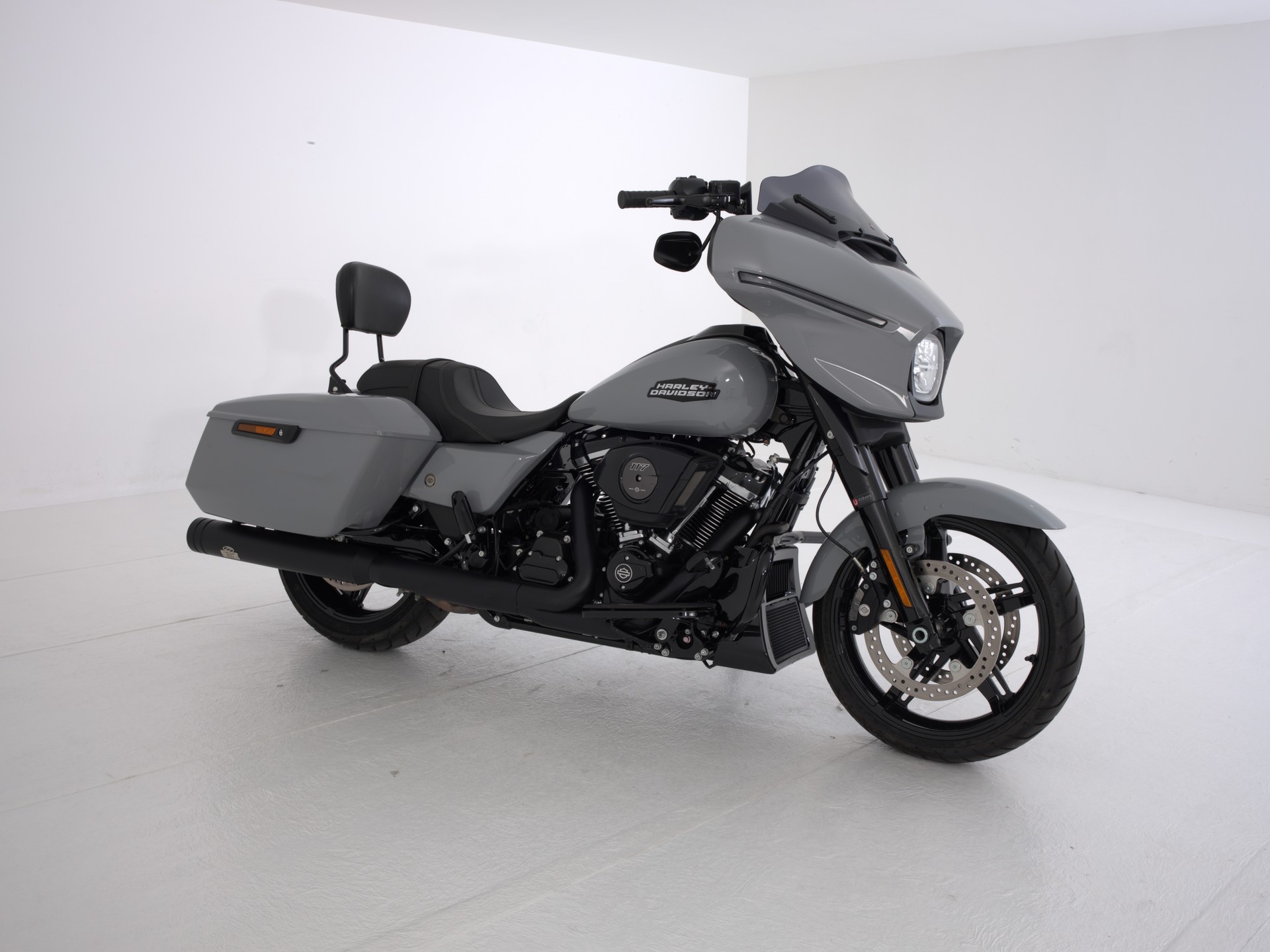 HARLEY-DAVIDSON FLHX Street Glide 117