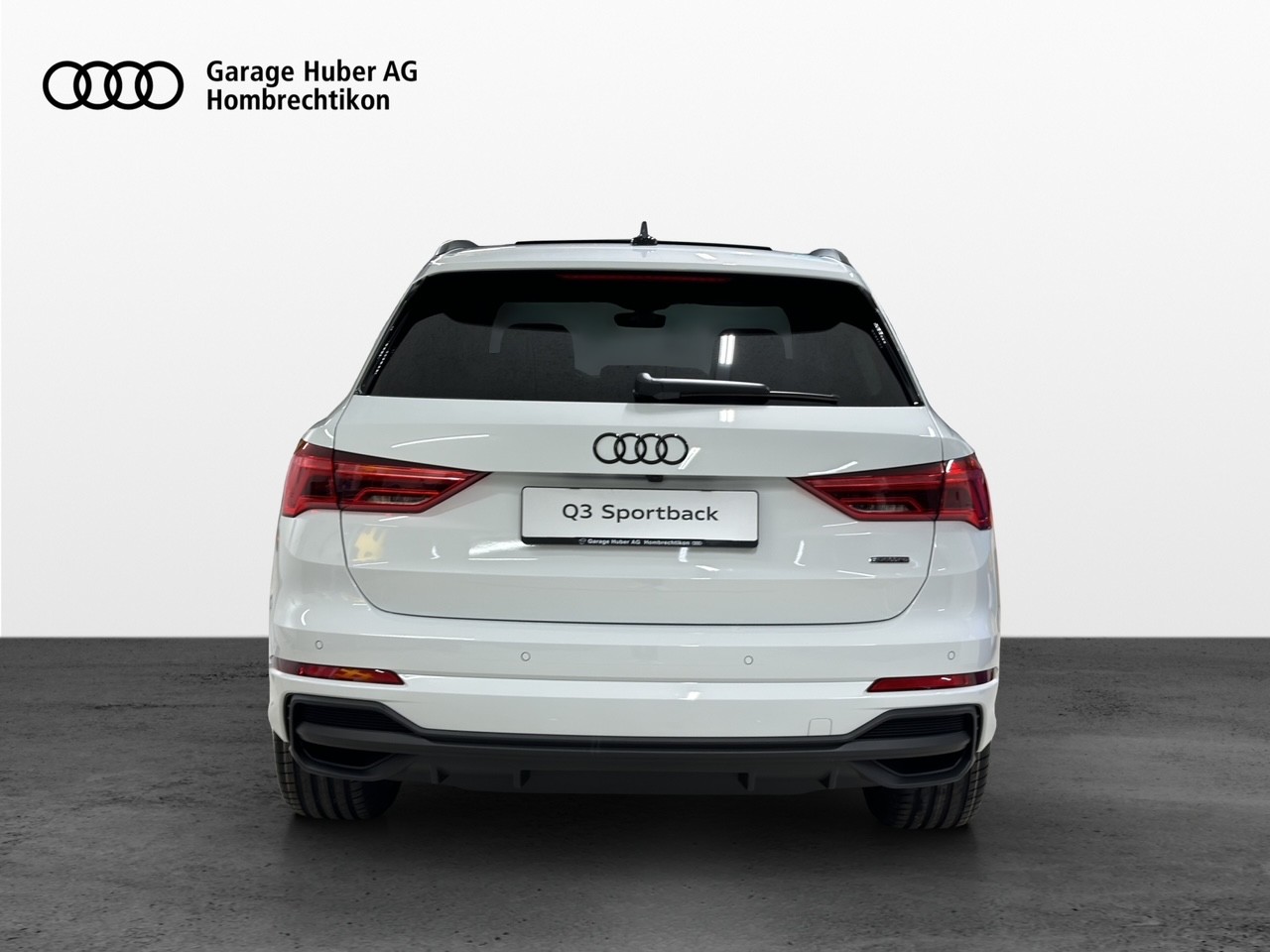 AUDI Q3 45 TFSI S line quattro S-tronic-image-4