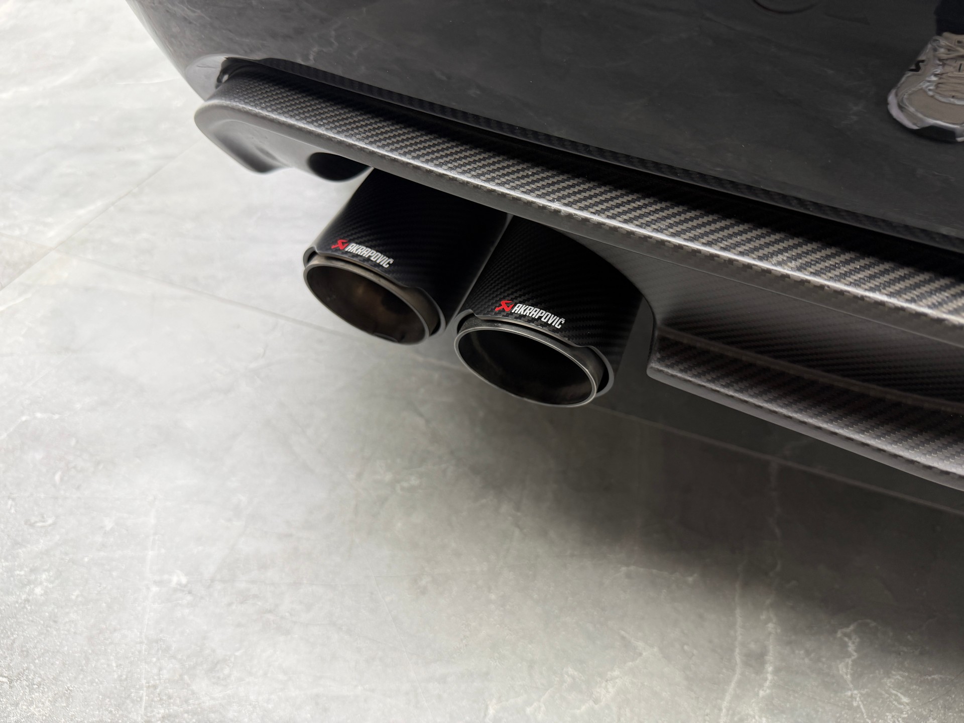 BMW X5M Edition Black Fire Steptronic / Akrapovic Abgasanlage / H&R Federn / 360° Kamera / Panoramadach / H&K Soundsystem-image-23