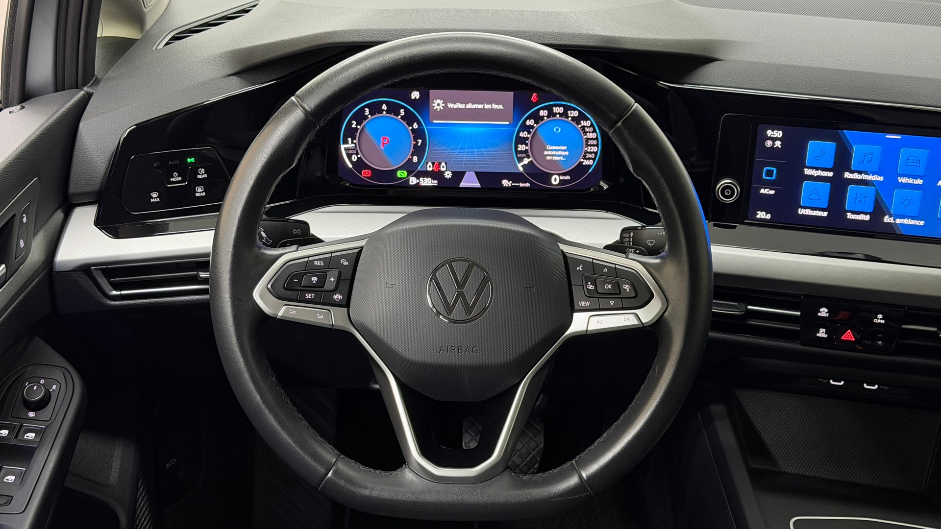 VW Golf Variant 1.5 eTSI mHEV Life-image-8
