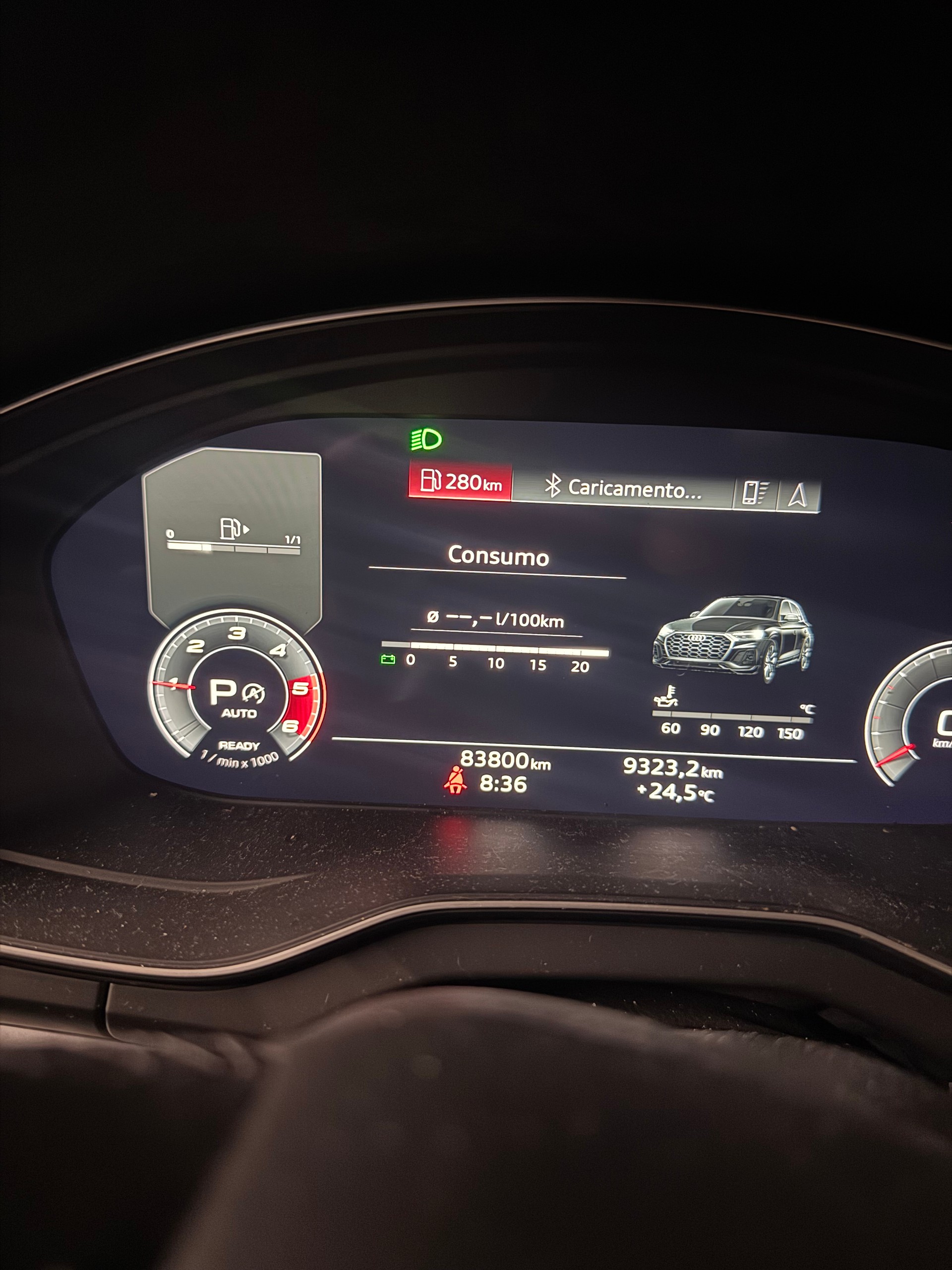 AUDI 2.0 40 TDI Advanced quattro S-Tronic-image-5
