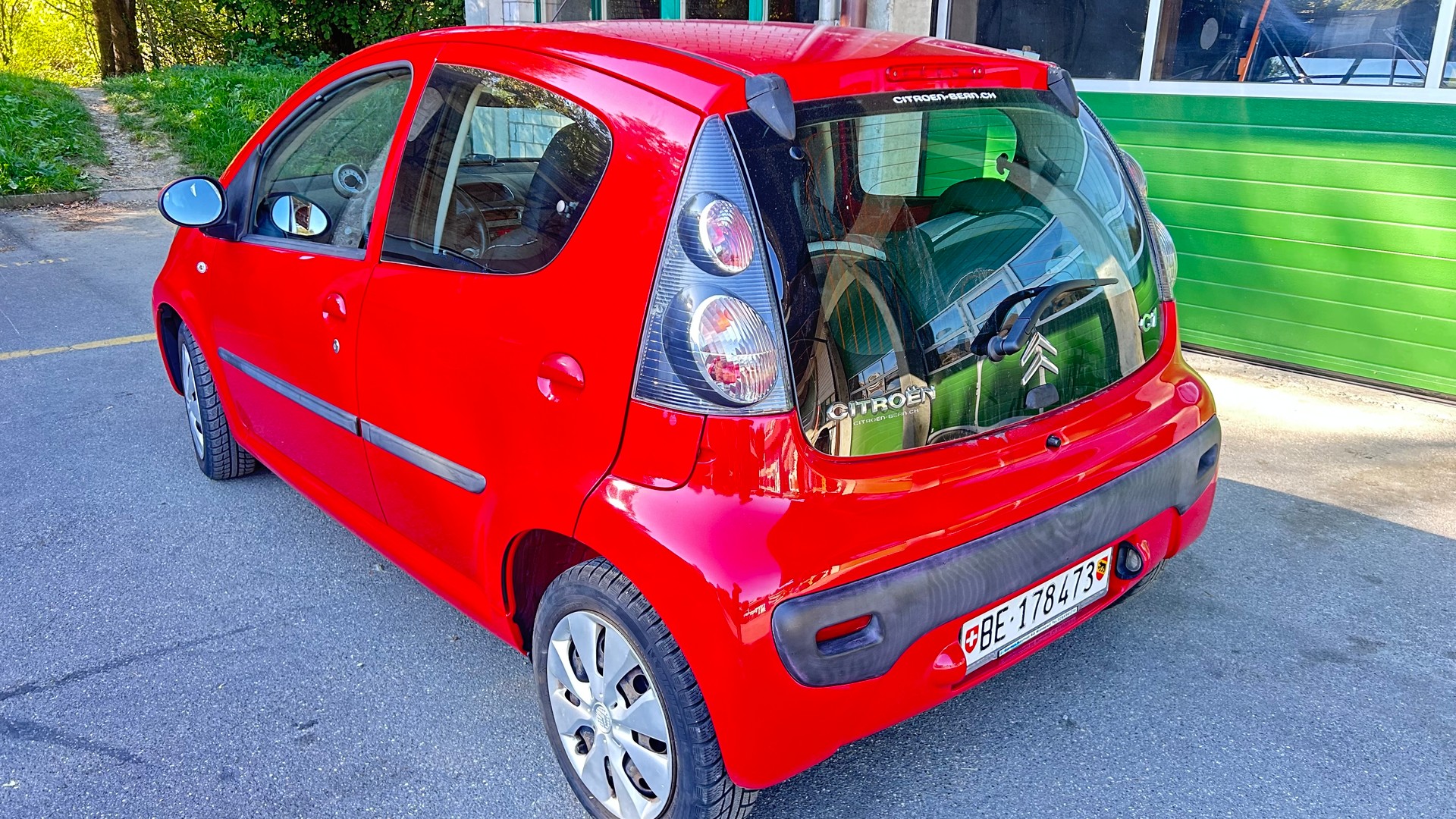 CITROEN C1 1.0i Swiss Style-image-3