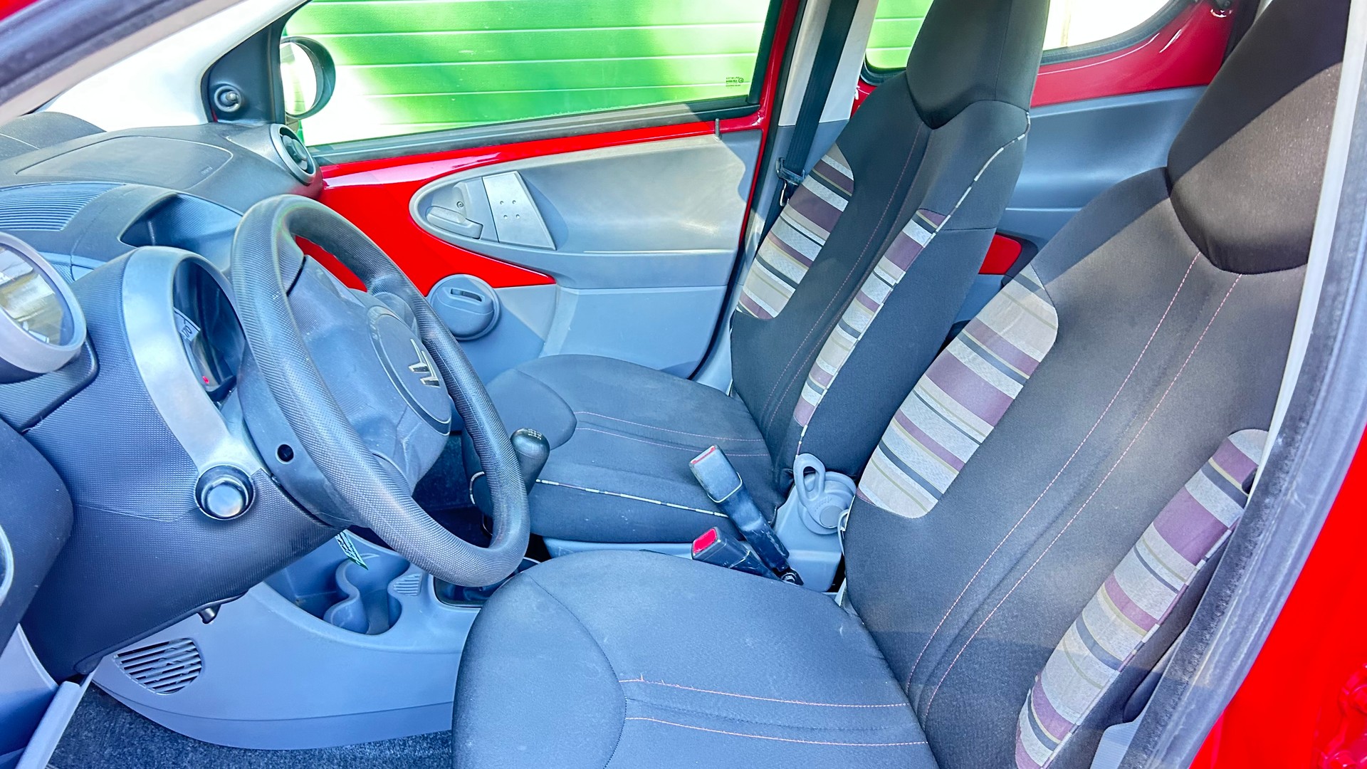 CITROEN C1 1.0i Swiss Style-image-6