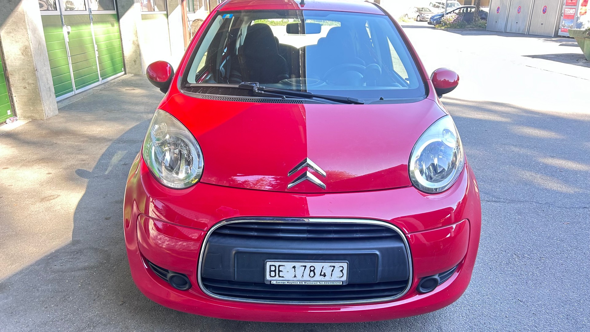 CITROEN C1 1.0i Swiss Style-image-1