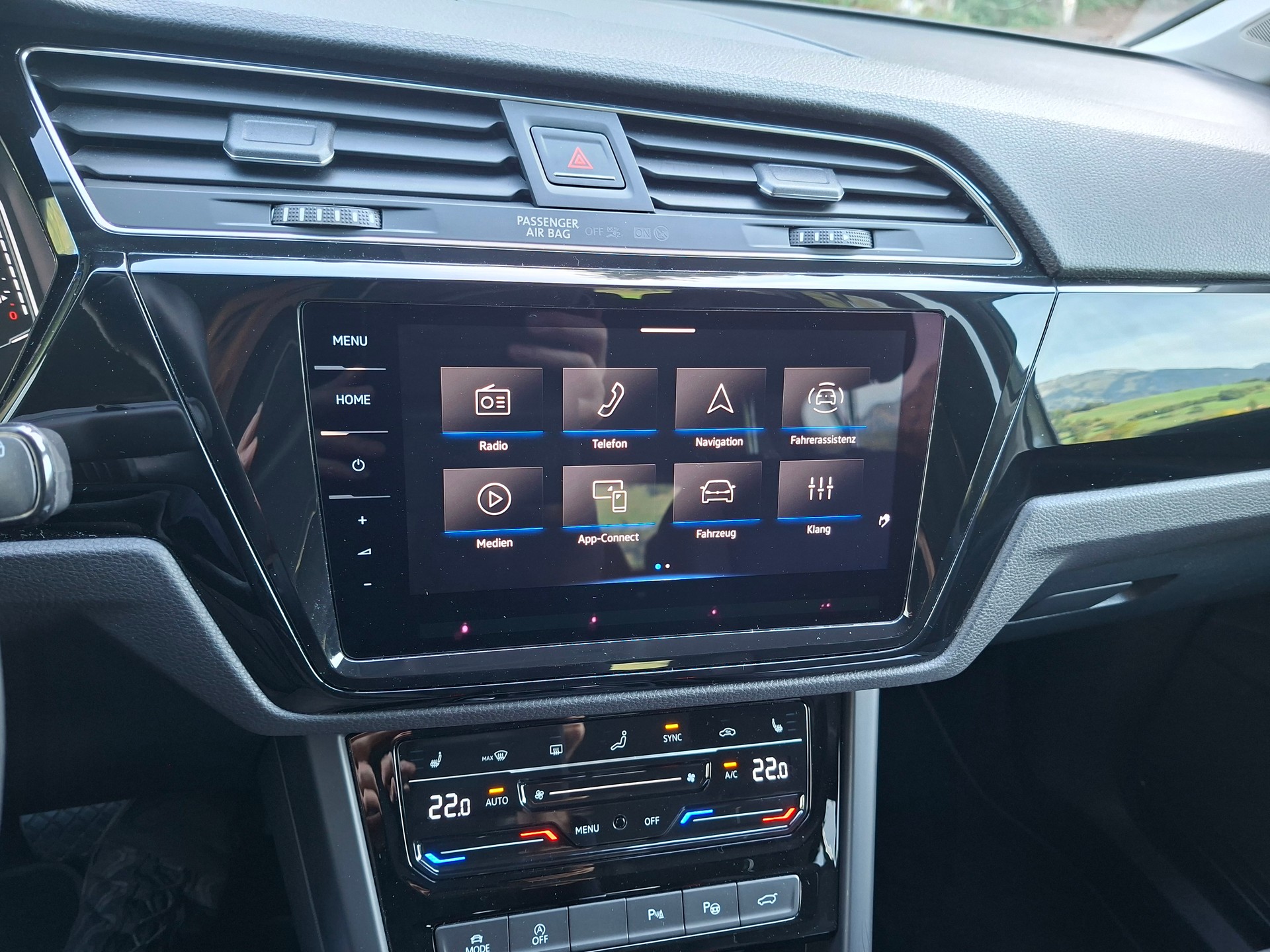 VW Touran 2.0 TDI BlueMotion Technology Highline DSG *CH-Fahrzeug mit Anhängerkupplung*-image-10