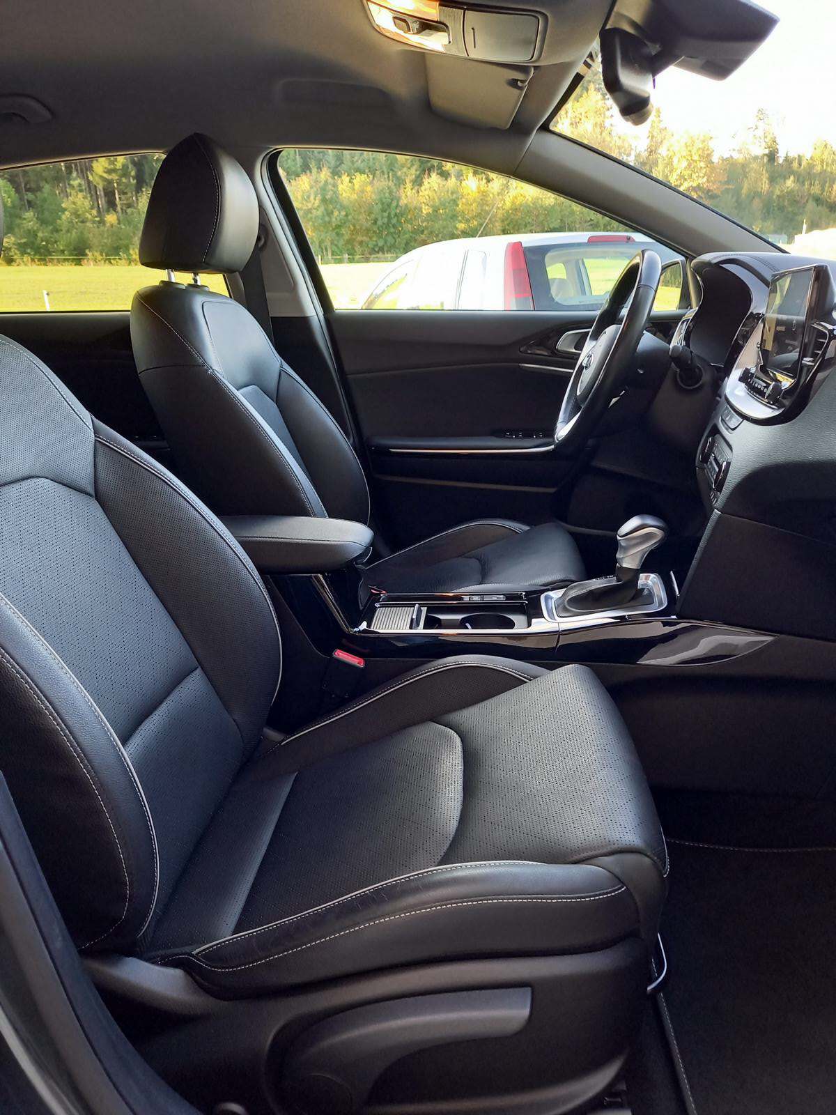 KIA Ceed 1.4 T-GDi Style DCT-image-10