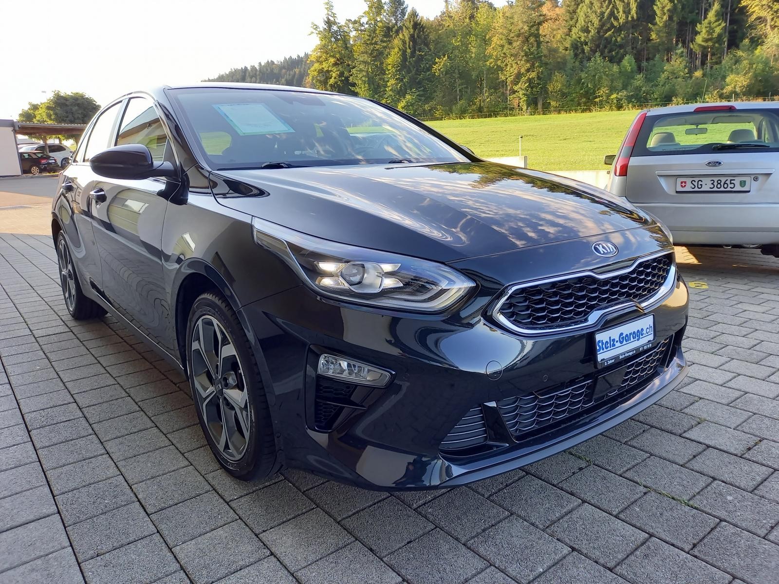 KIA Ceed 1.4 T-GDi Style DCT-image-3