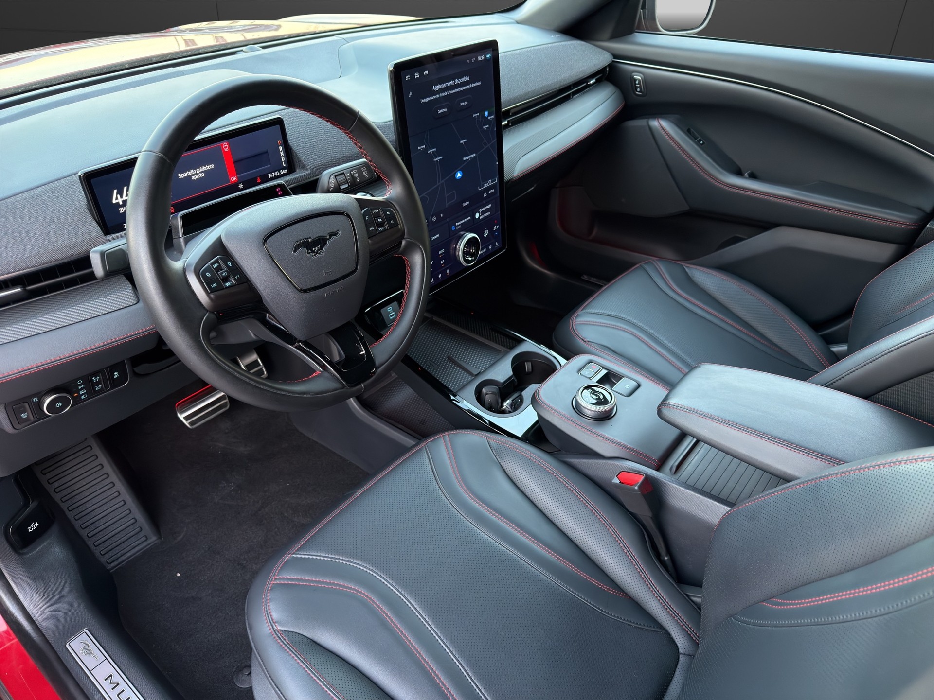 FORD Mustang MACH-E Premium RWD 88 kWh-image-9