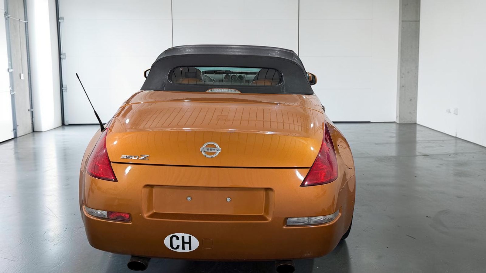 NISSAN 350 Z Roadster-image-3