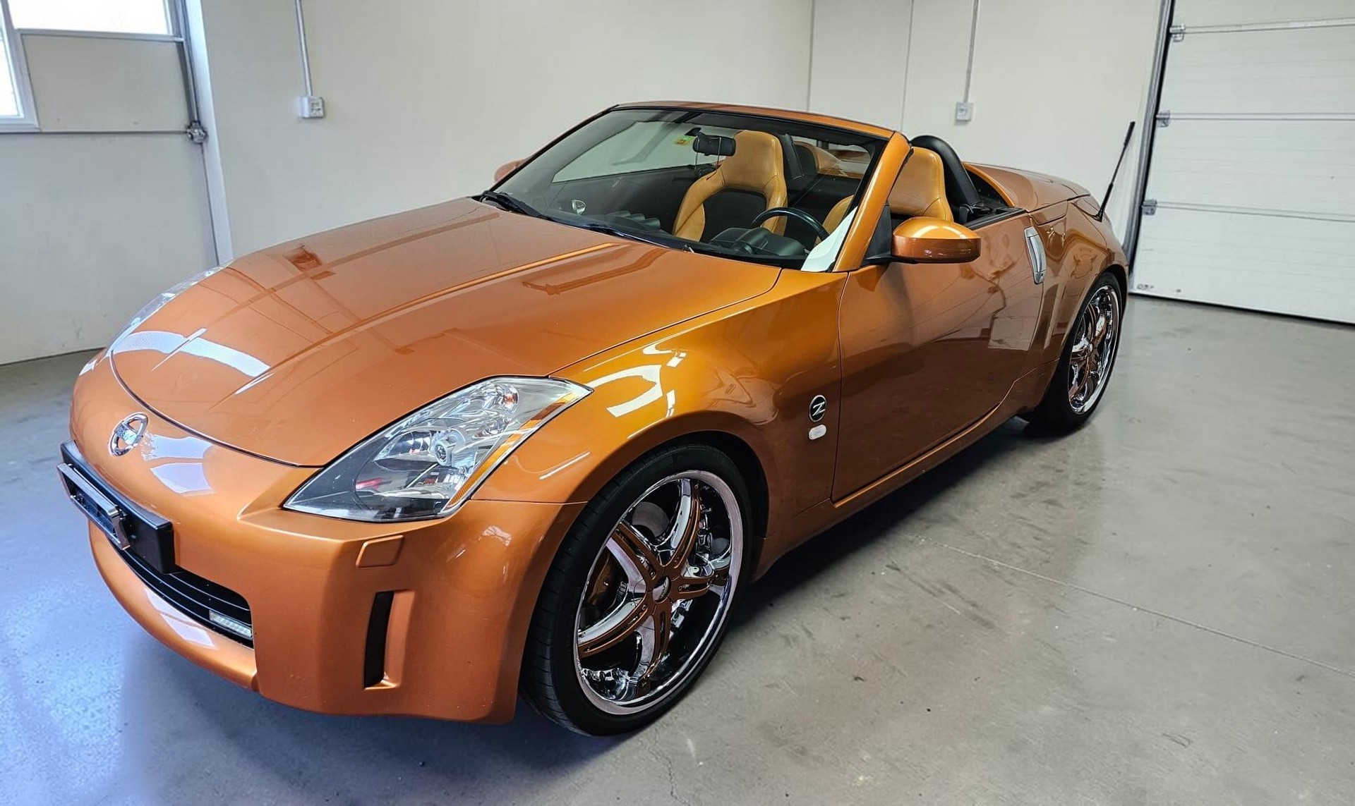 NISSAN 350 Z Roadster-image-0