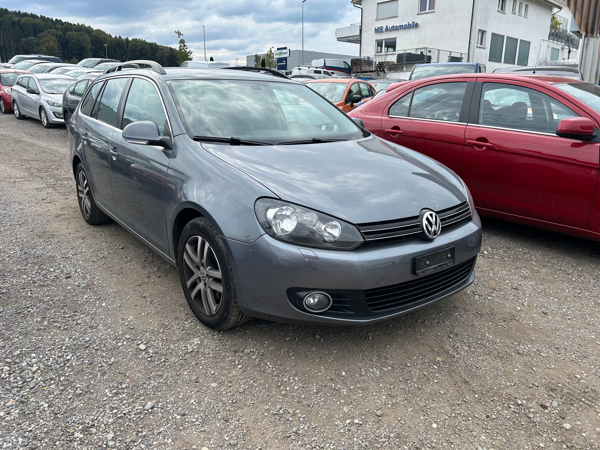 VW Golf Variant 1.6 TDI Team 4Motion-image-3