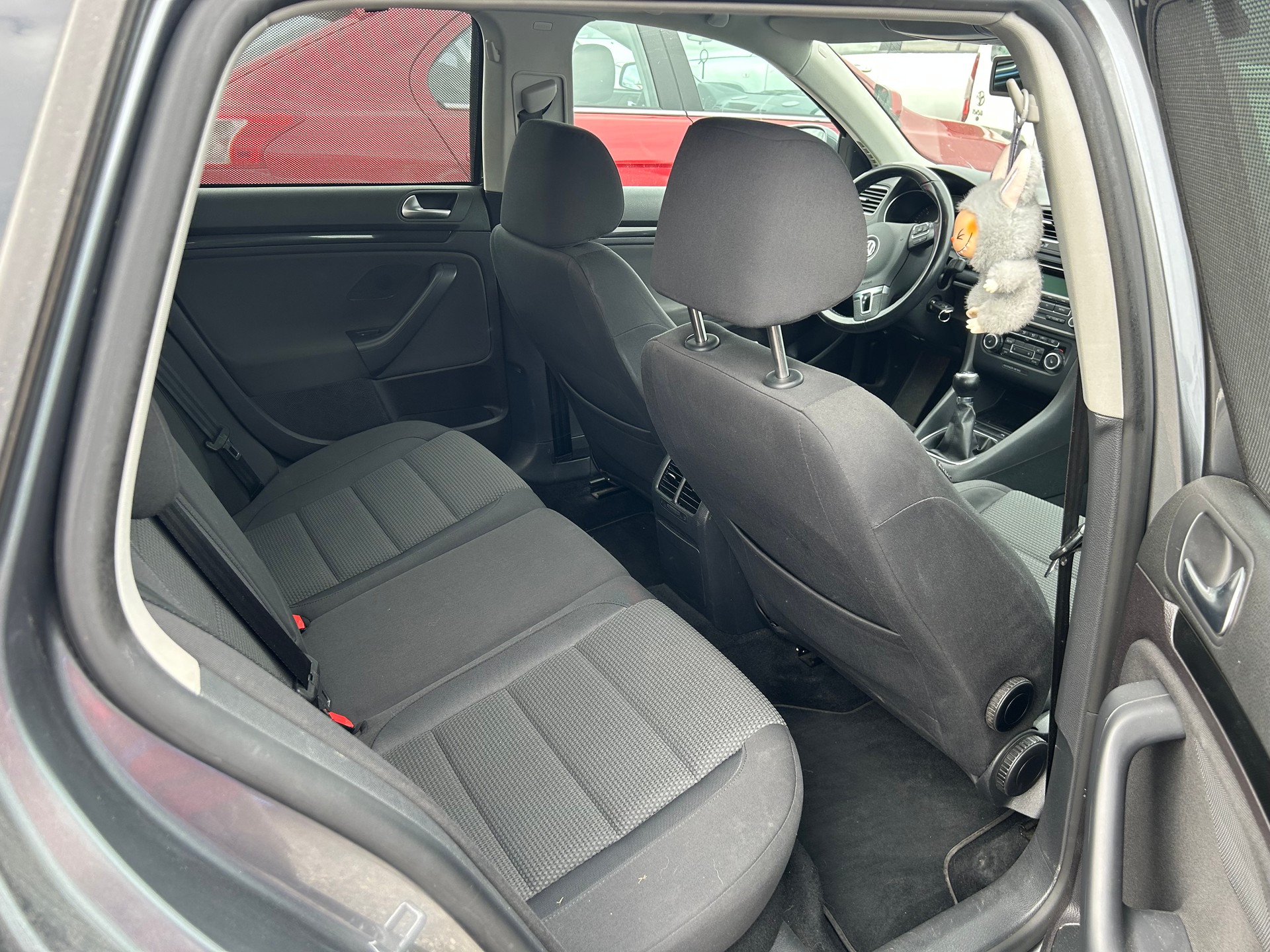 VW Golf Variant 1.6 TDI Team 4Motion-image-14