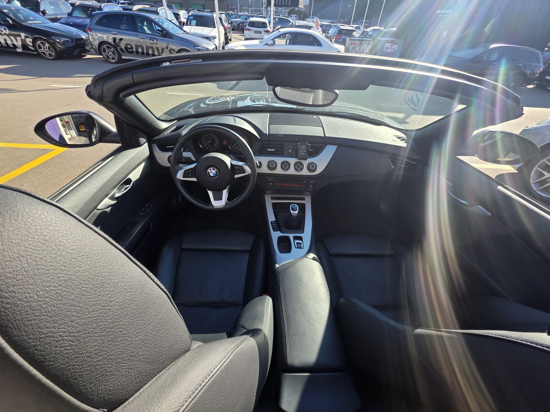 BMW Z4 sDrive20i-image-7