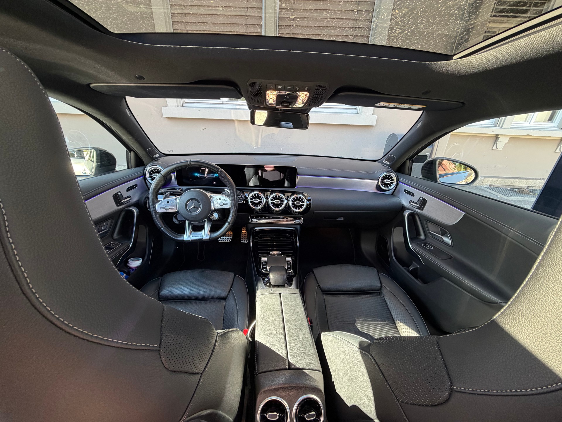 MERCEDES-BENZ A 35 AMG 4matic-image-4