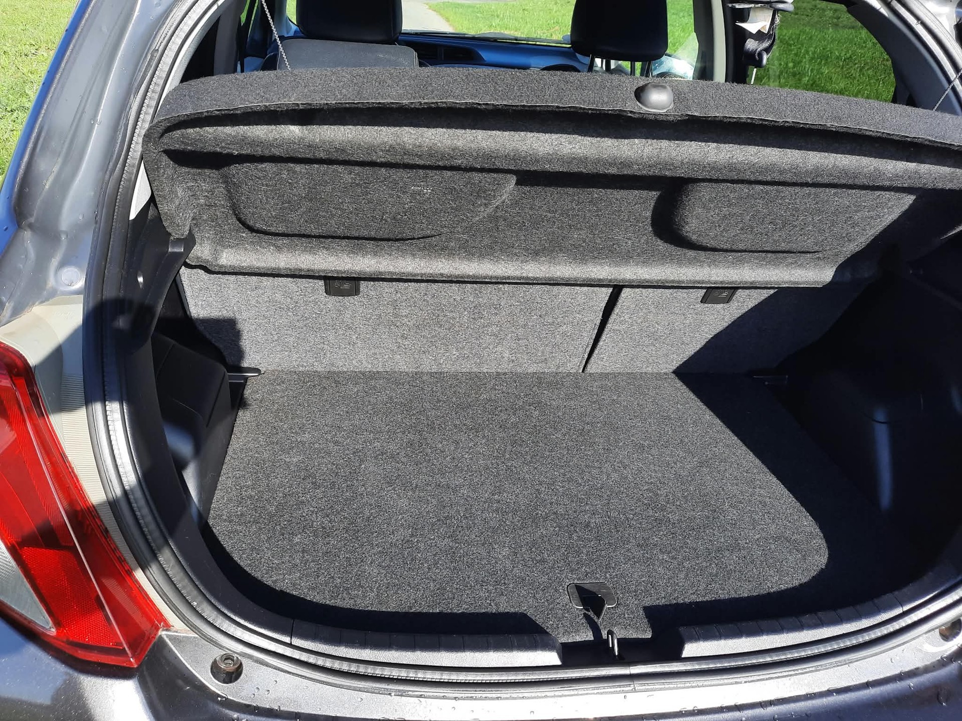 TOYOTA Yaris 1.33 Sol Premium-image-11
