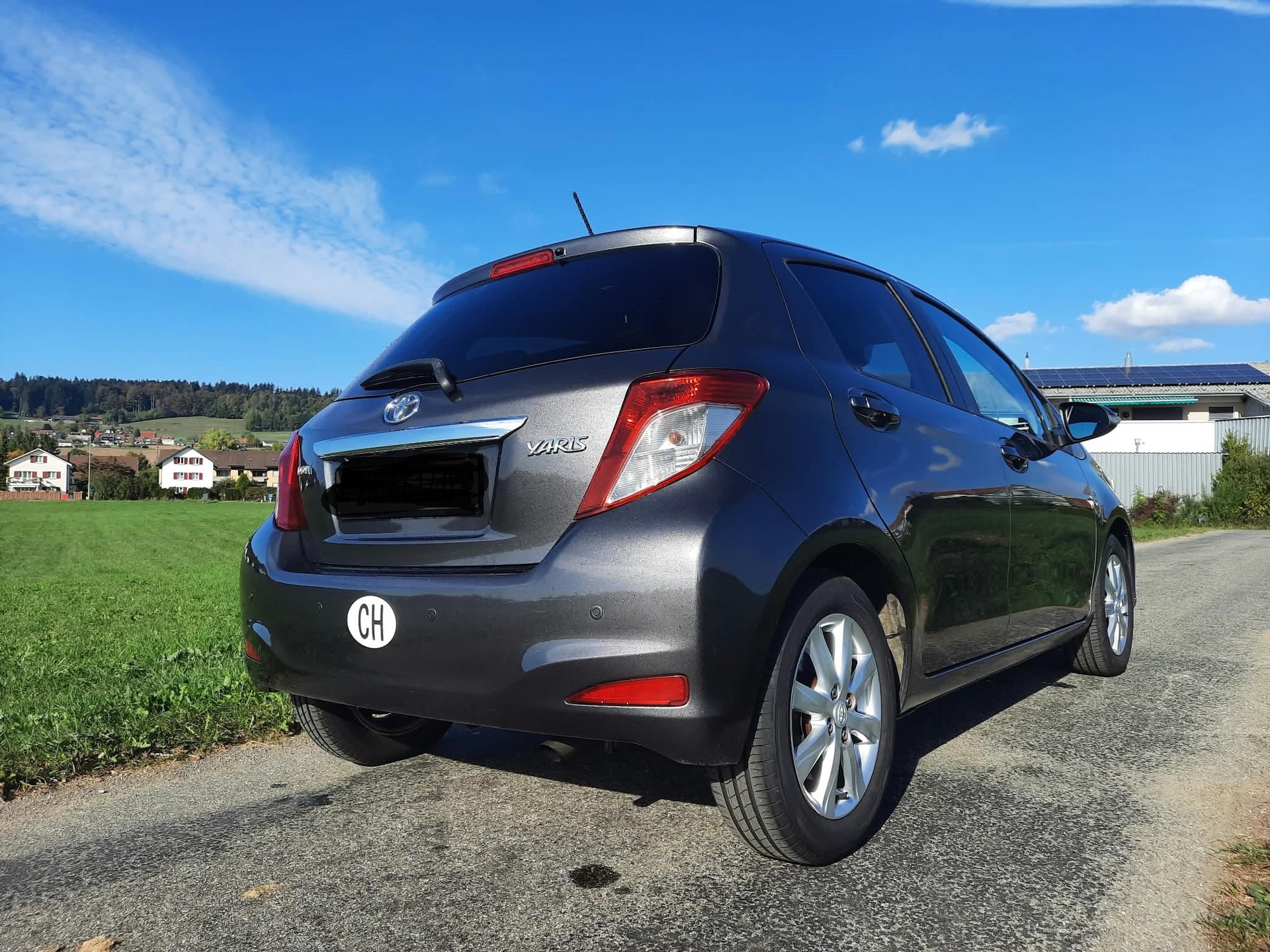 TOYOTA Yaris 1.33 Sol Premium-image-3