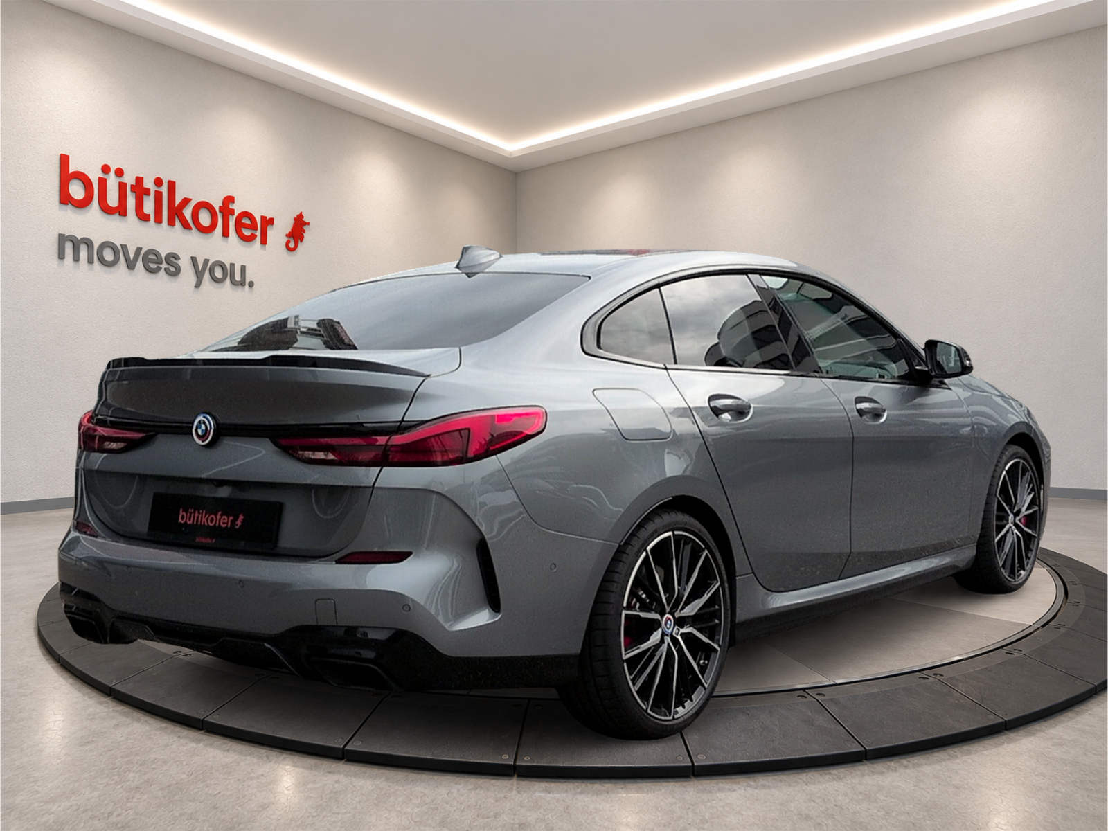 BMW M235i xDrive Gran Coupé-image-4
