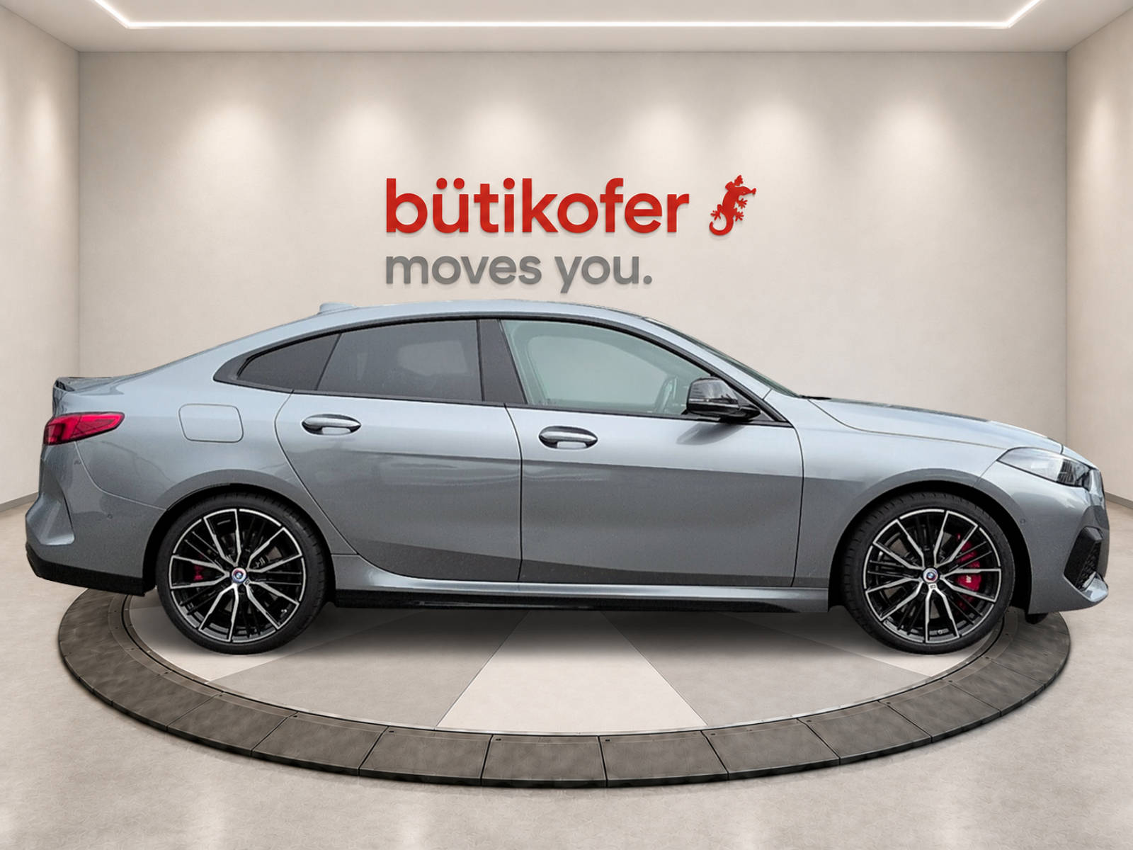 BMW M235i xDrive Gran Coupé-image-5