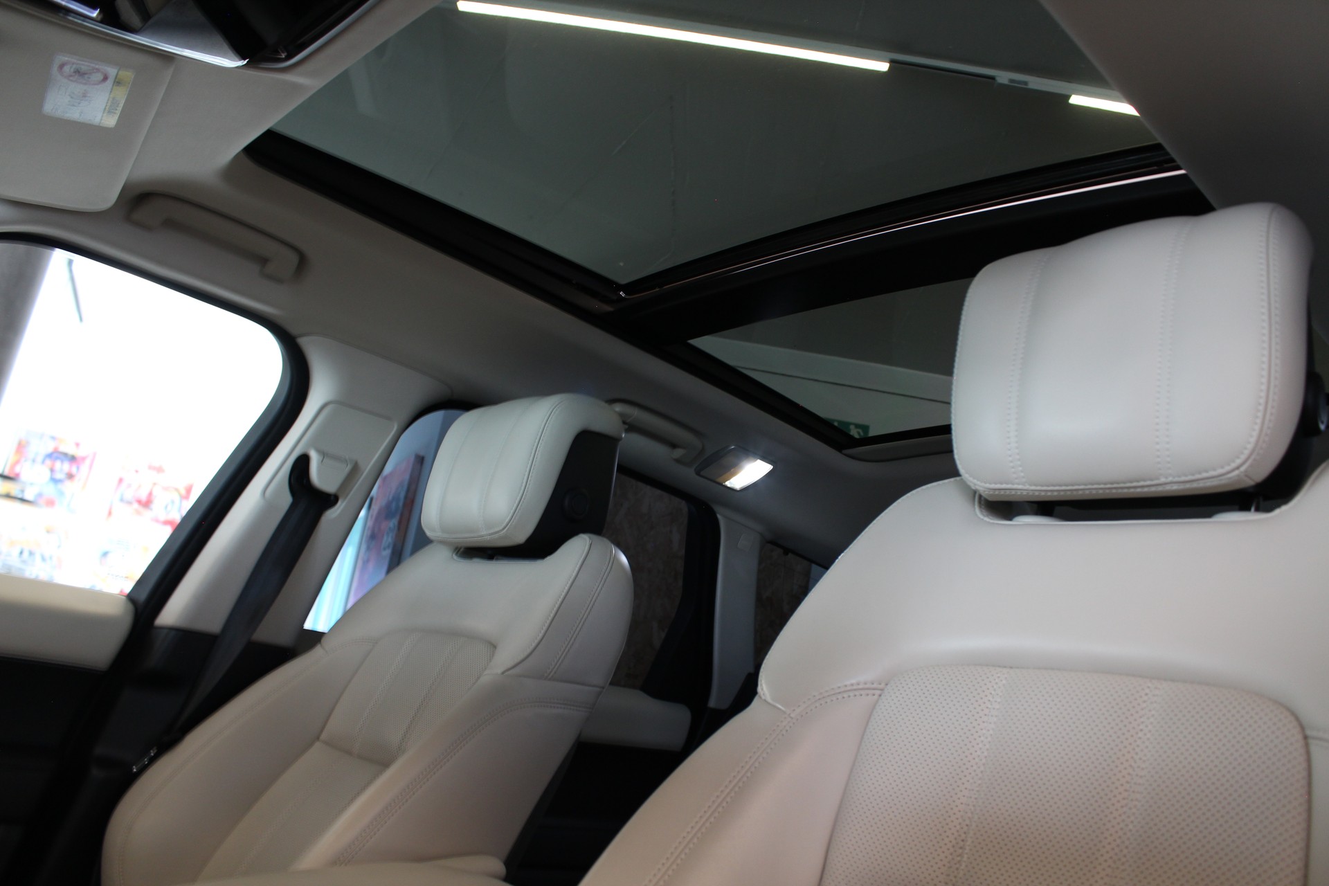 LAND ROVER Range Rover Sport D250 3.0D I6 MHEV HSE Dynamic Automatic-image-21