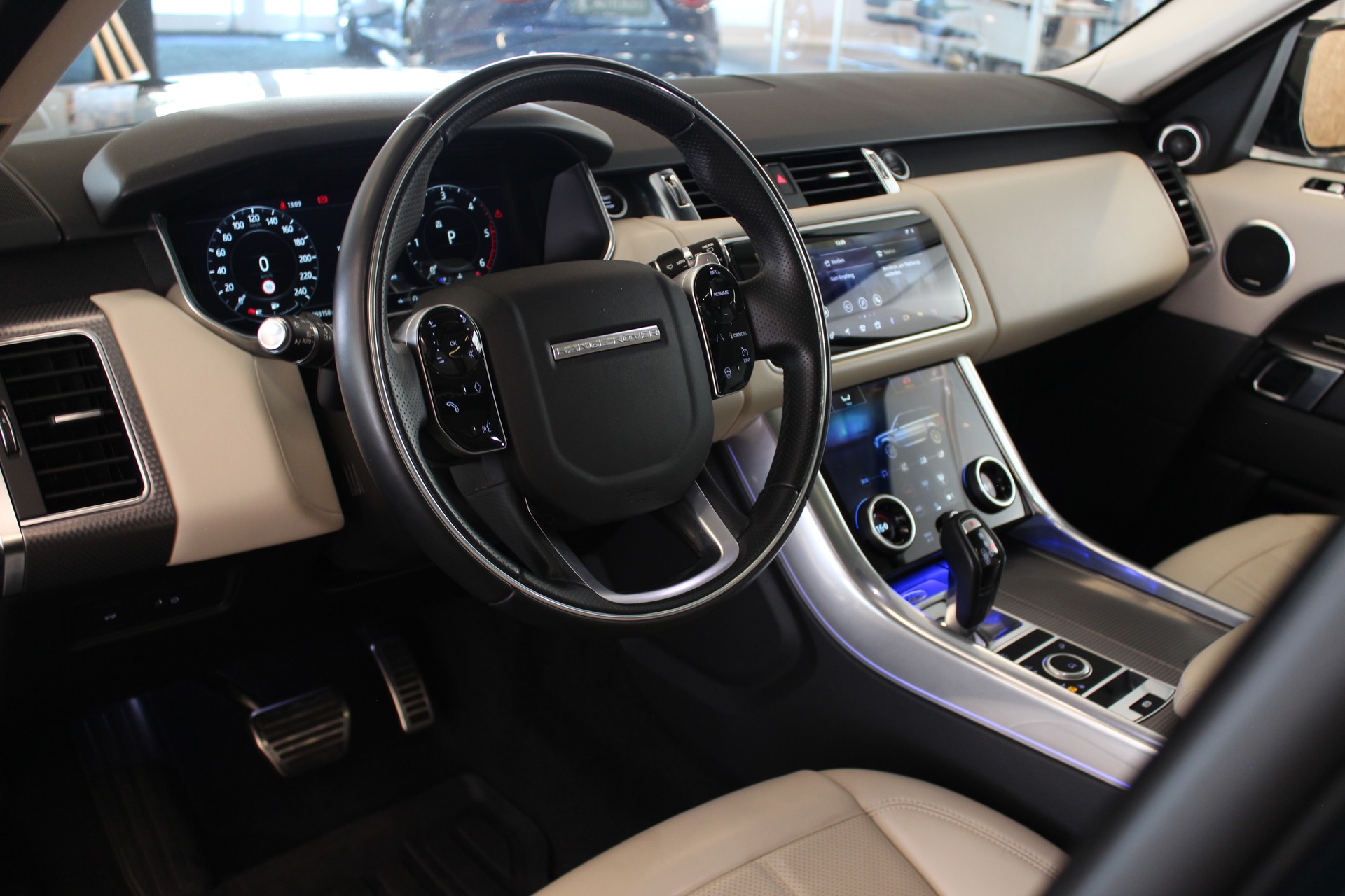 LAND ROVER Range Rover Sport D250 3.0D I6 MHEV HSE Dynamic Automatic-image-15