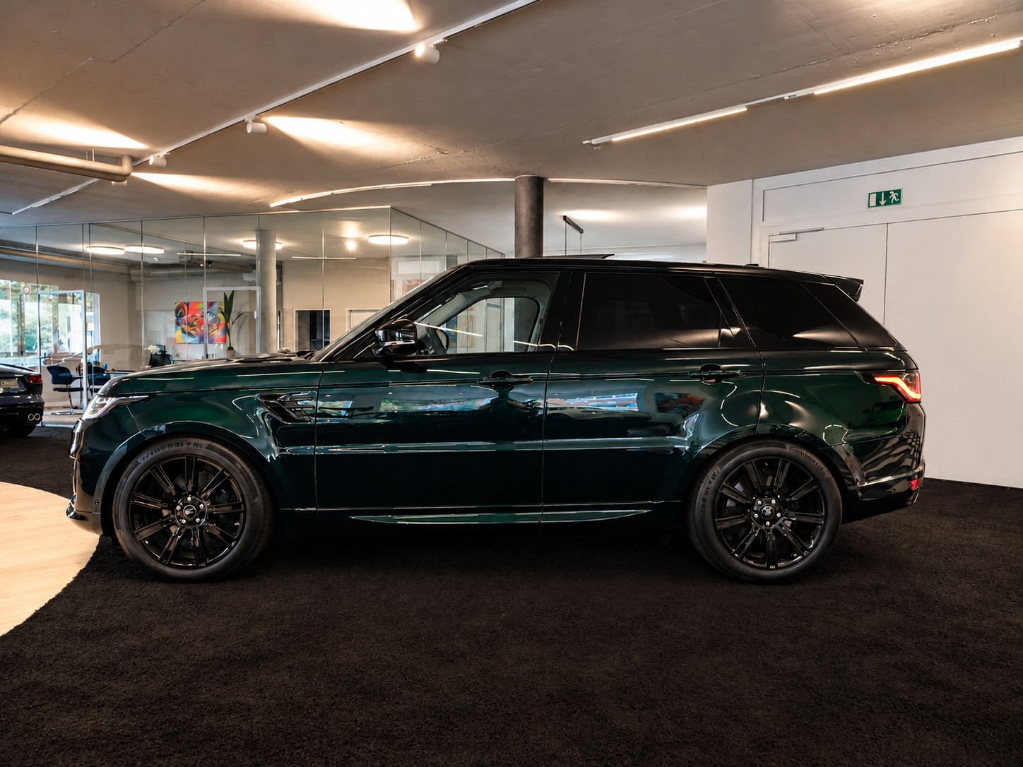 LAND ROVER Range Rover Sport D250 3.0D I6 MHEV HSE Dynamic Automatic-image-3