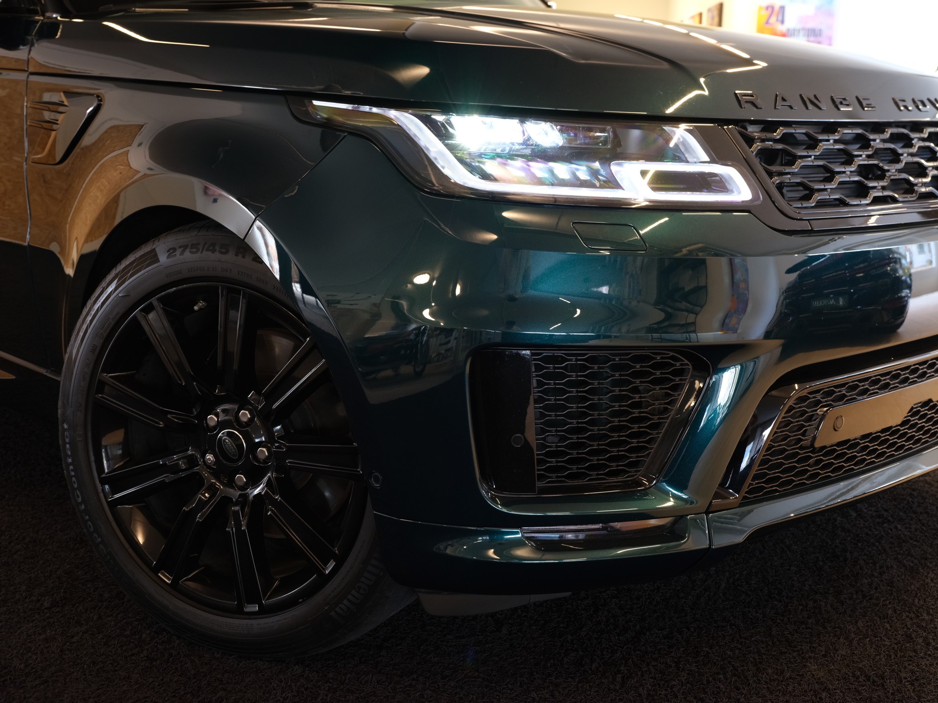 LAND ROVER Range Rover Sport D250 3.0D I6 MHEV HSE Dynamic Automatic-image-1