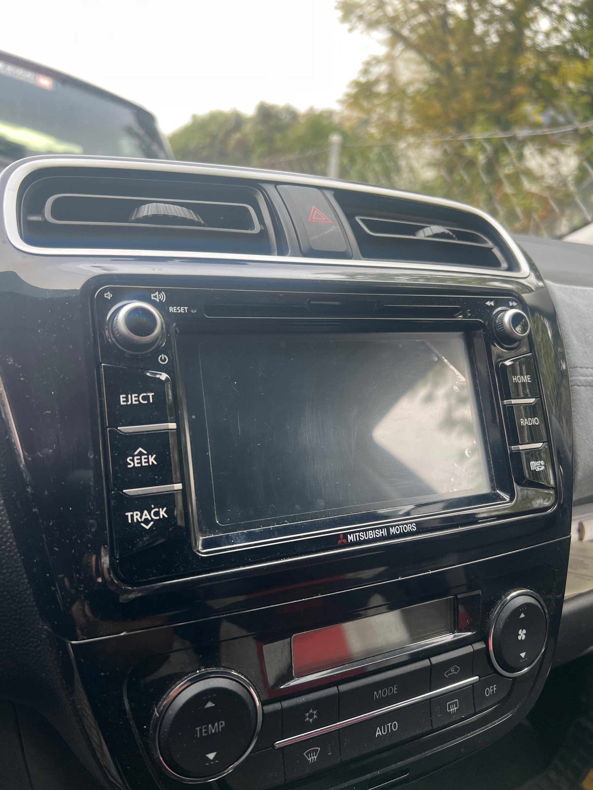 MITSUBISHI Space Star 1.2 Hanami CVT-image-3