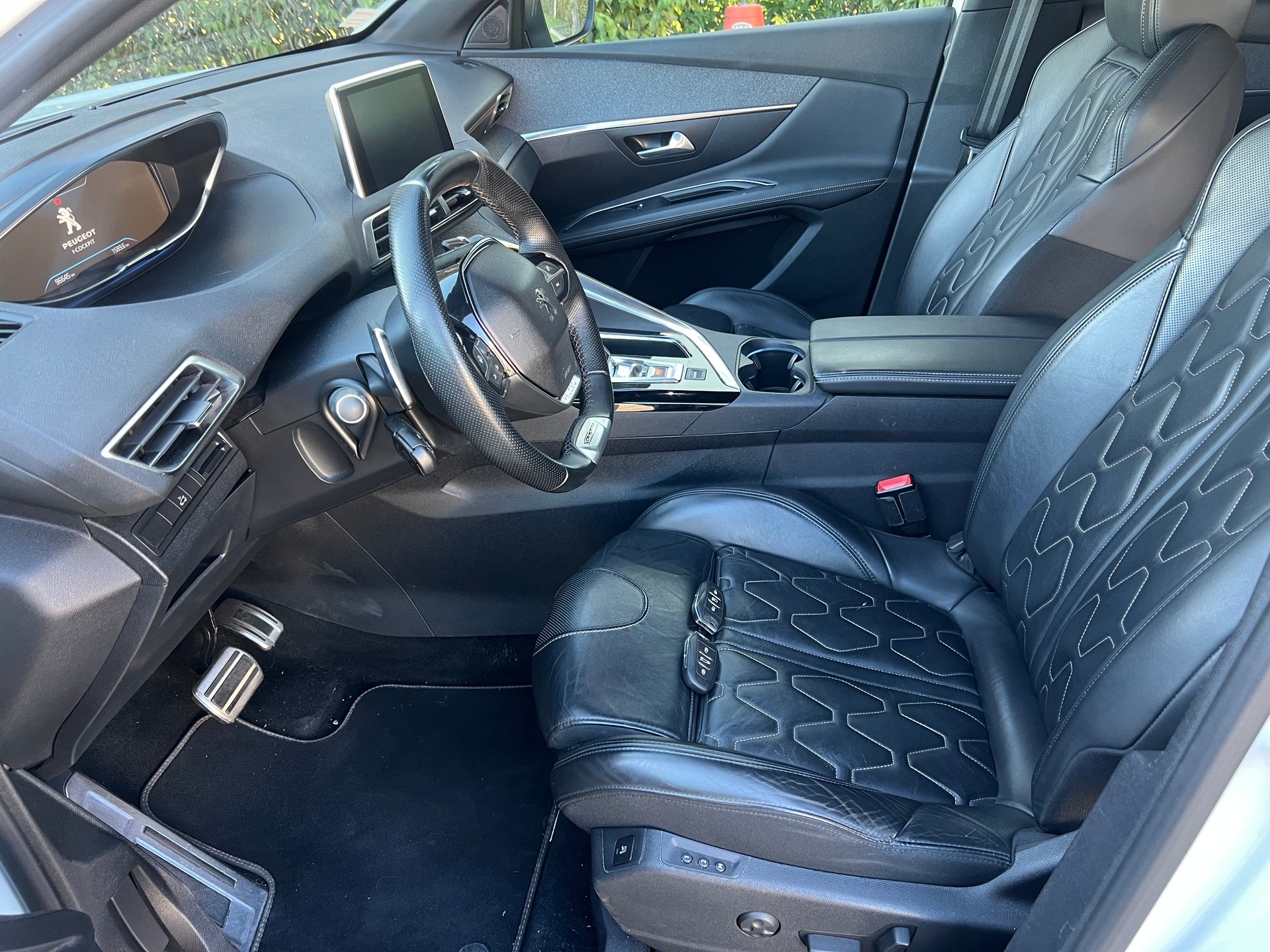 PEUGEOT 3008 1.6 THP GT Line EAT-image-6