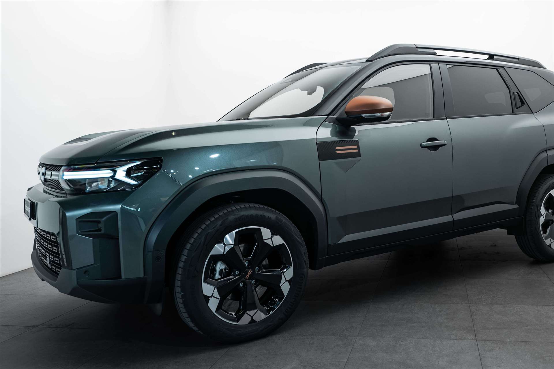 DACIA DACIA Bigster HEV 155 Extreme Automat-image-1