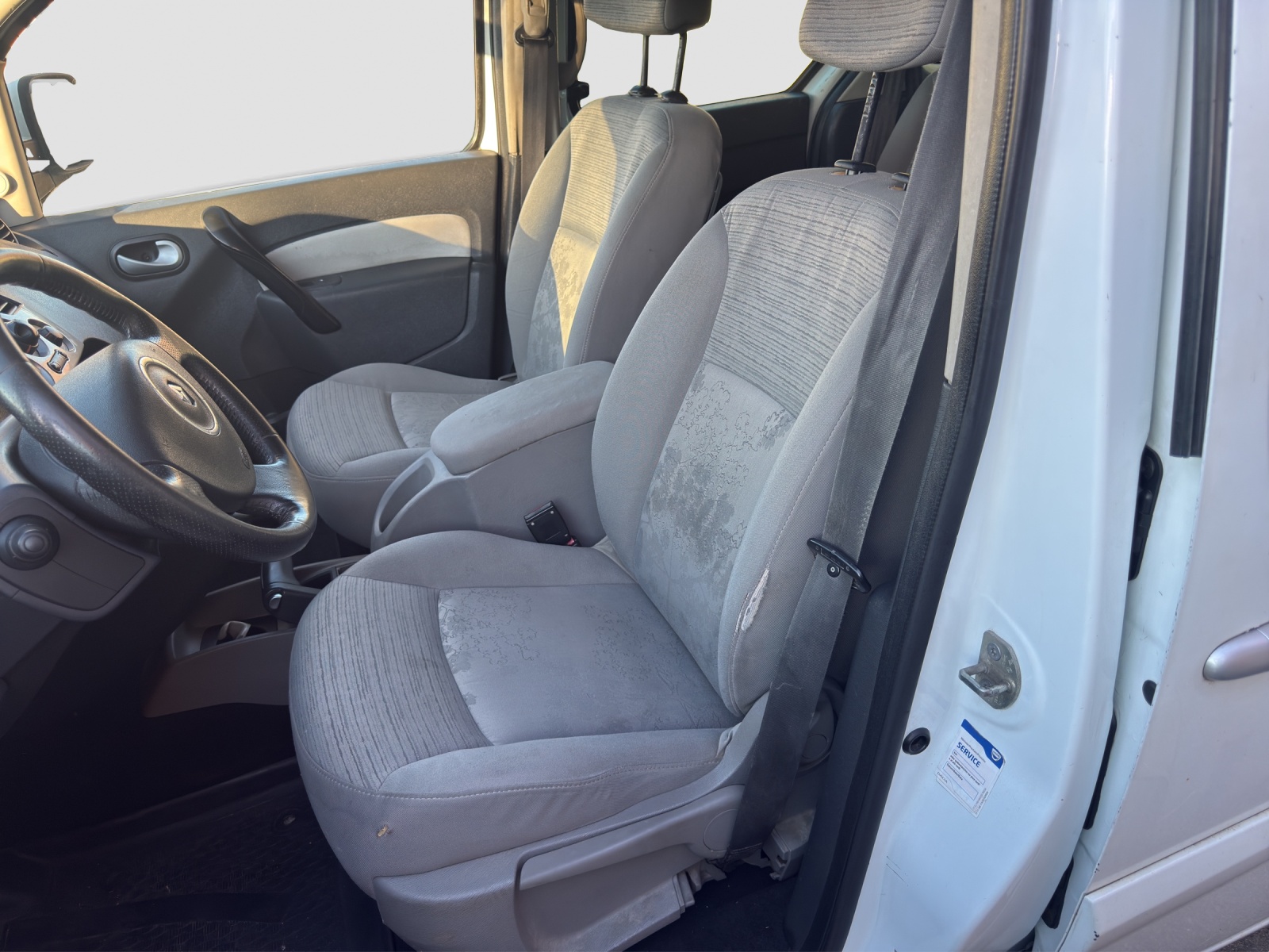 RENAULT Kangoo 1.6 16V Authentique-image-2
