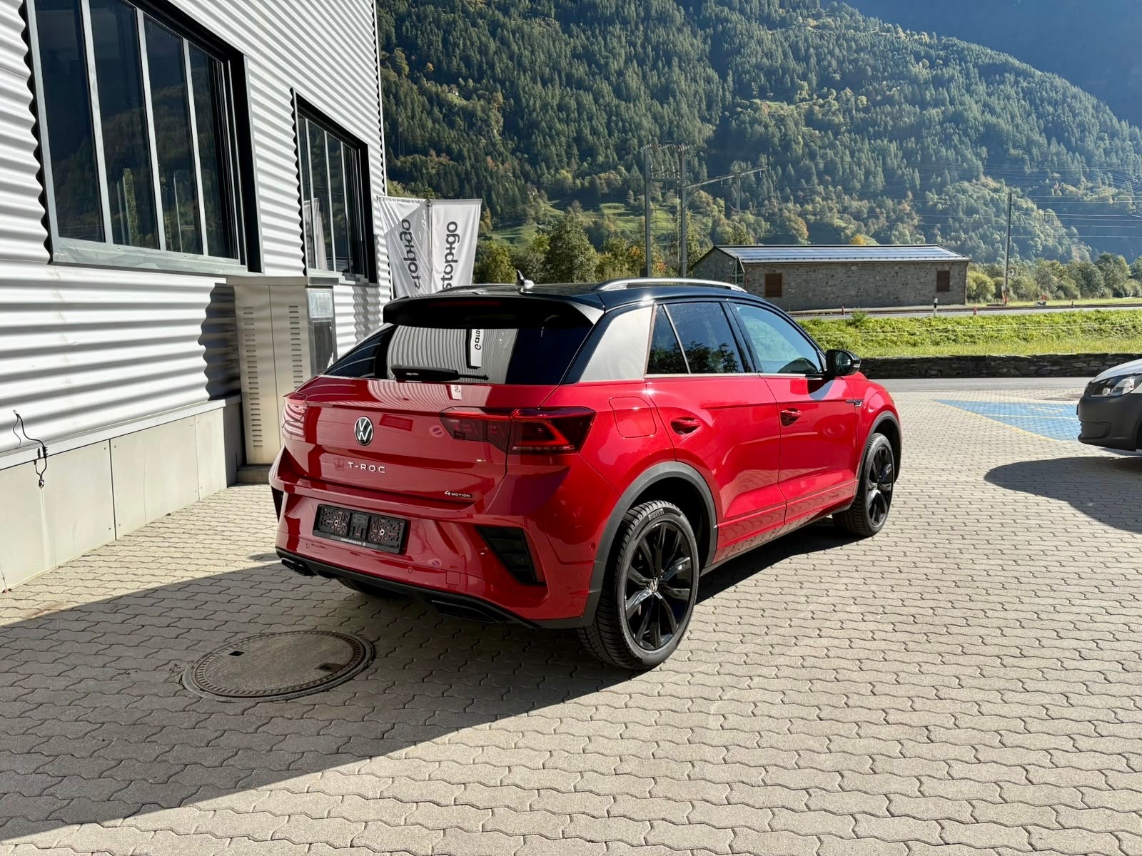 VW T-Roc 2.0 TDI SCR R-Line 4Motion DSG-image-3