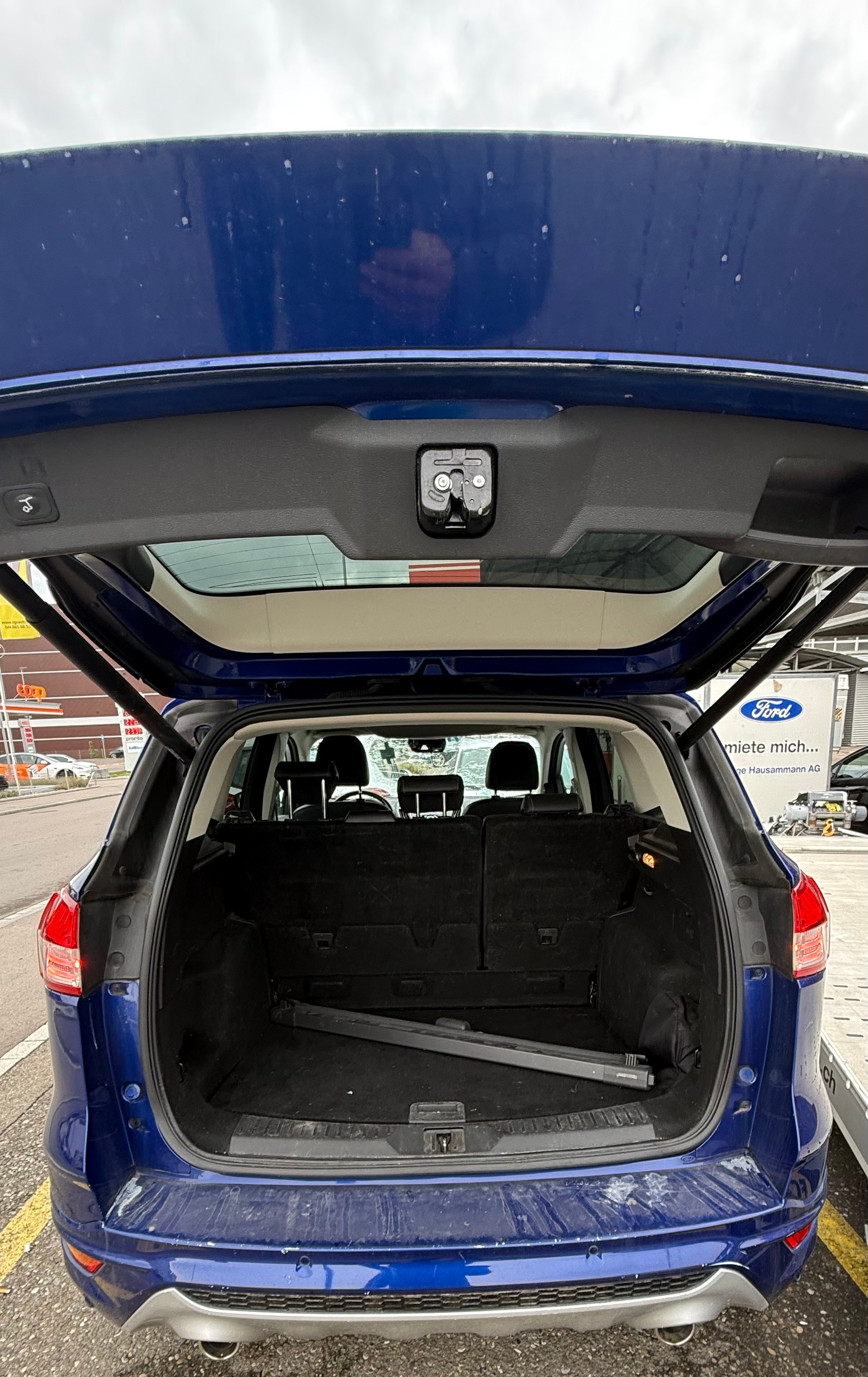 FORD Kuga 2.0 TDCi Freetech 4WD-image-5